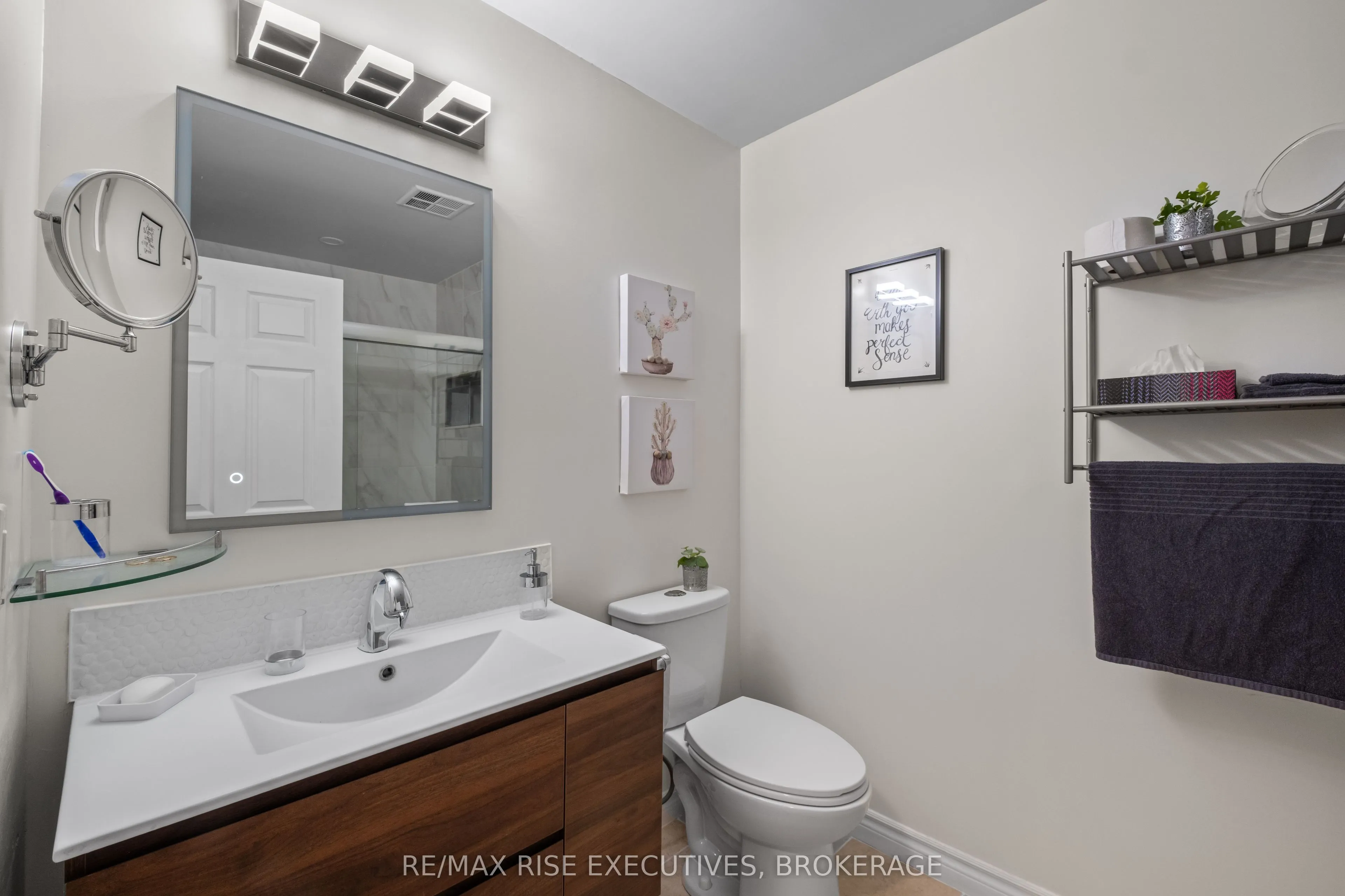 1000 KING Street W, #102