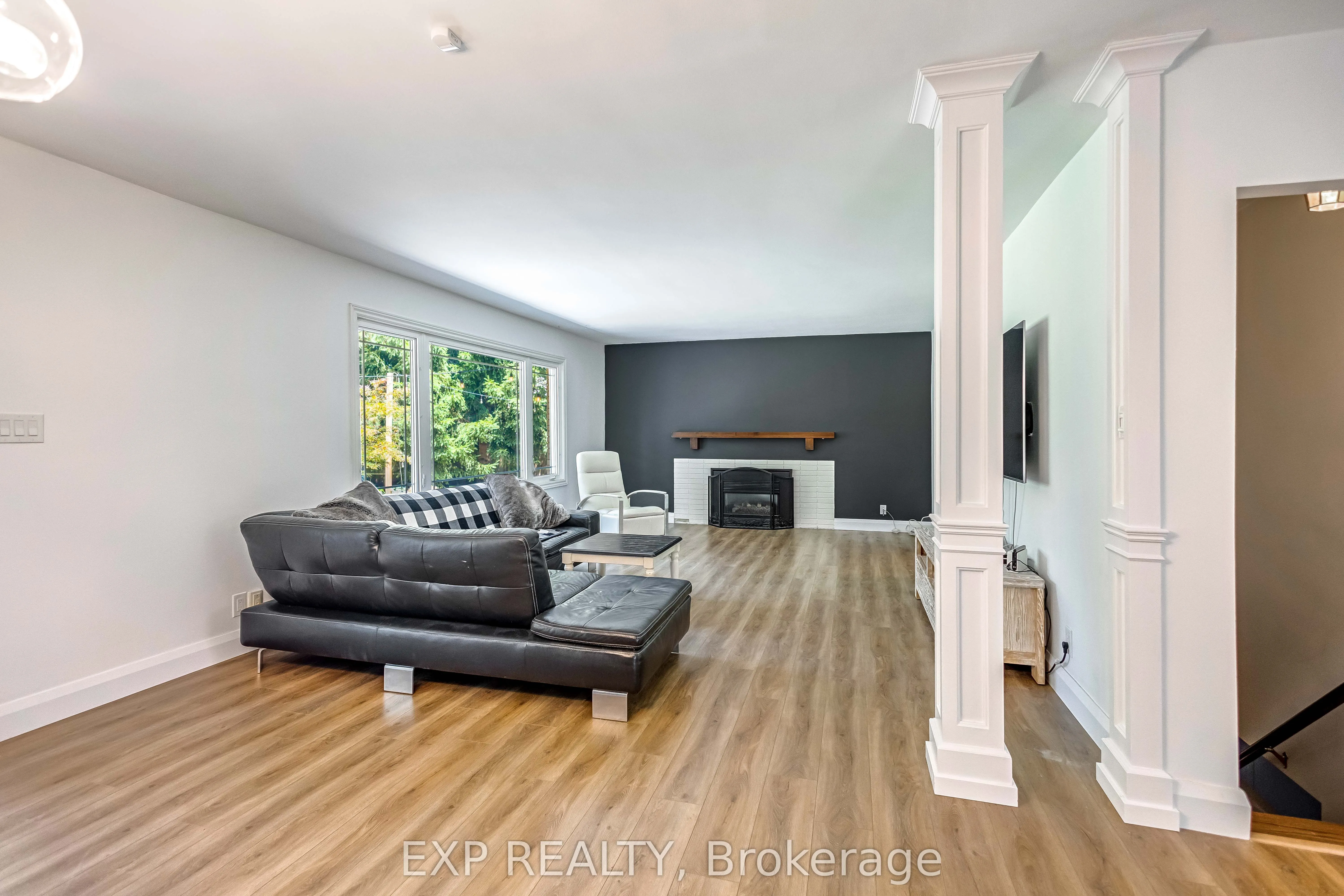 5585 Belmont Avenue