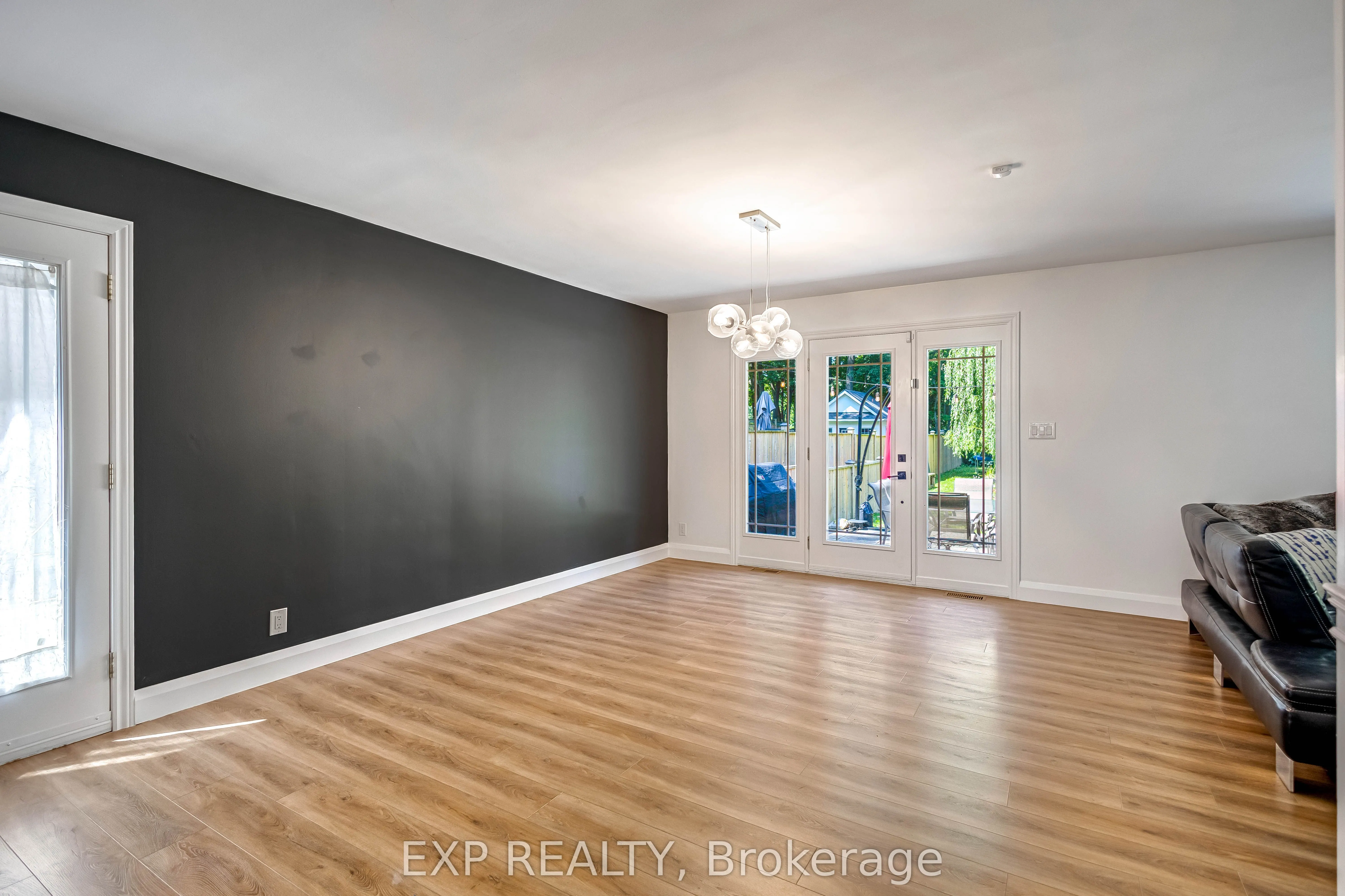 5585 Belmont Avenue