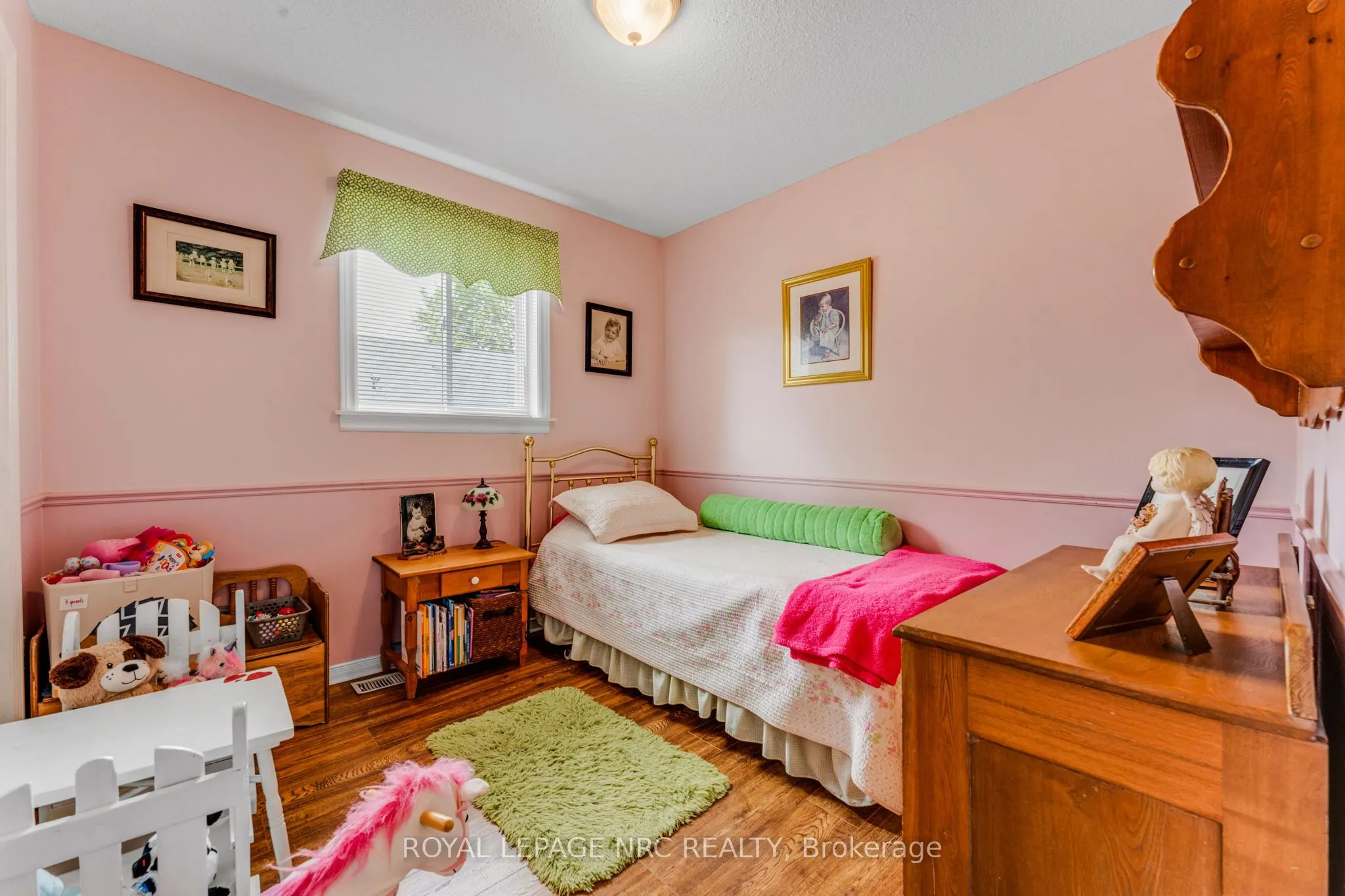 228 Ridge Road S