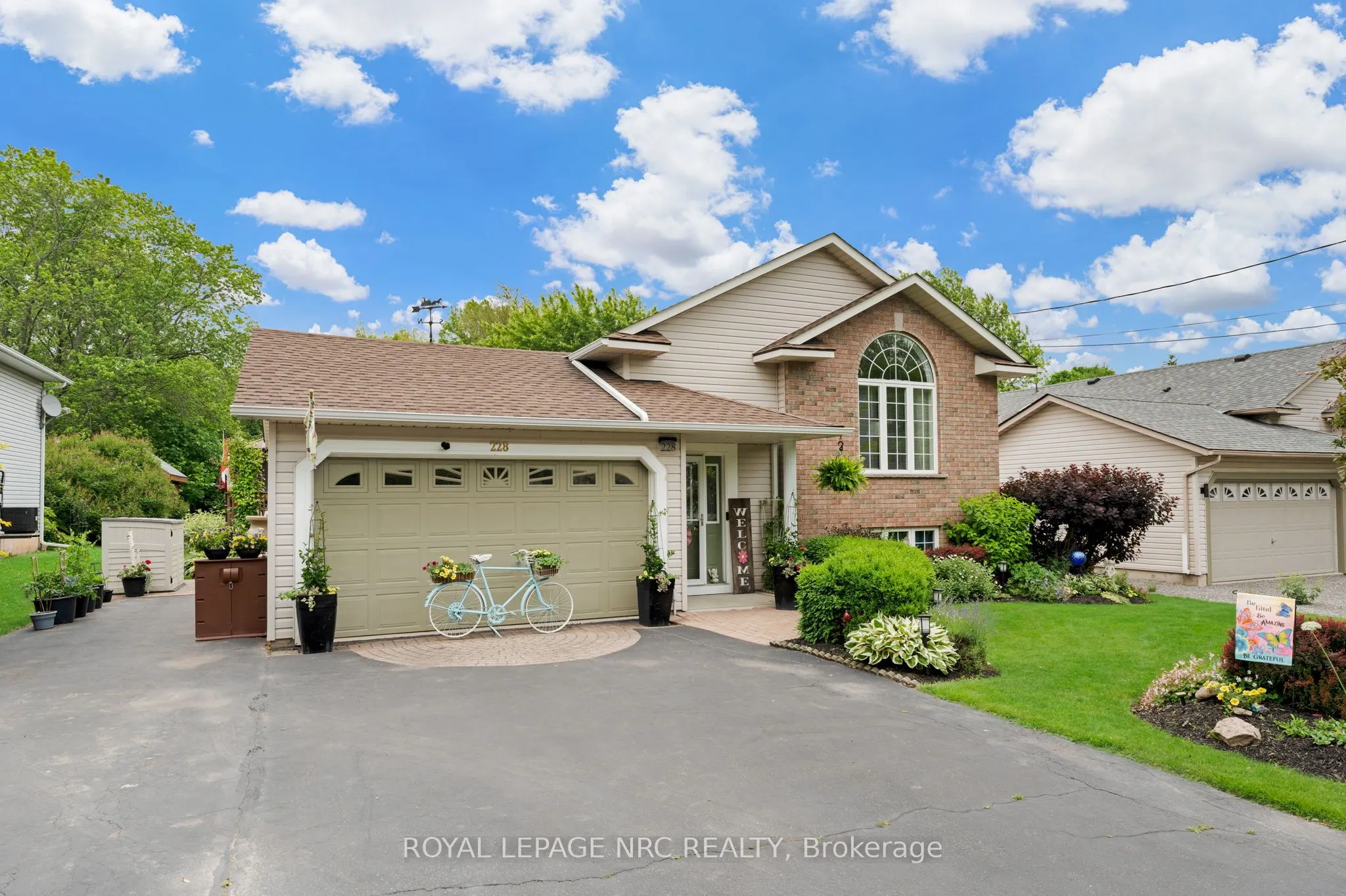 228 Ridge Road S