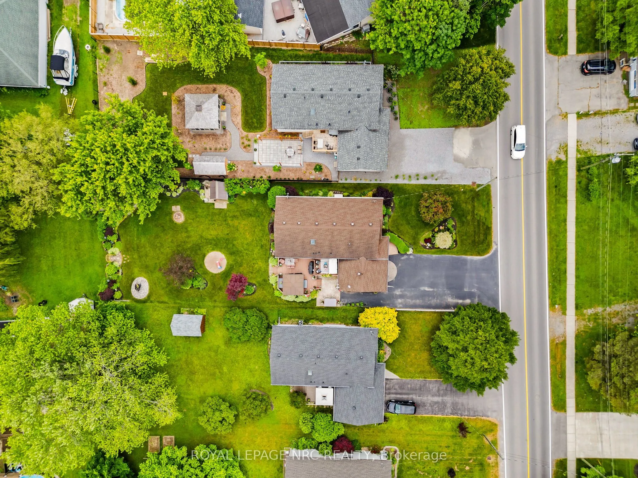 228 Ridge Road S