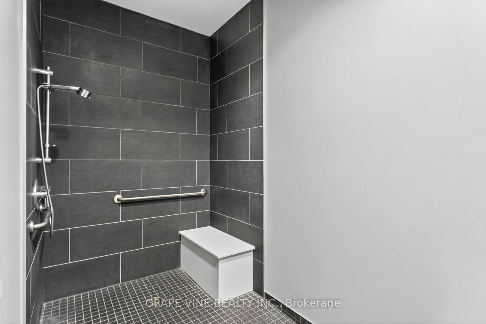 340 Mcleod Street, #750