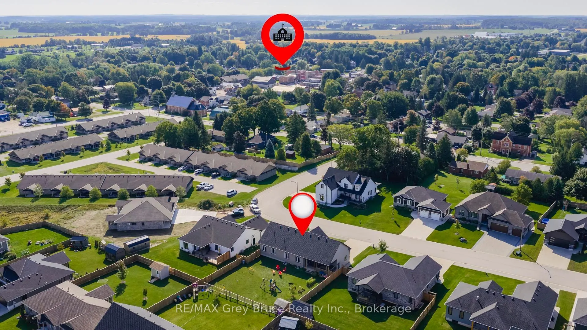 62 Chestnut Hill Crescent