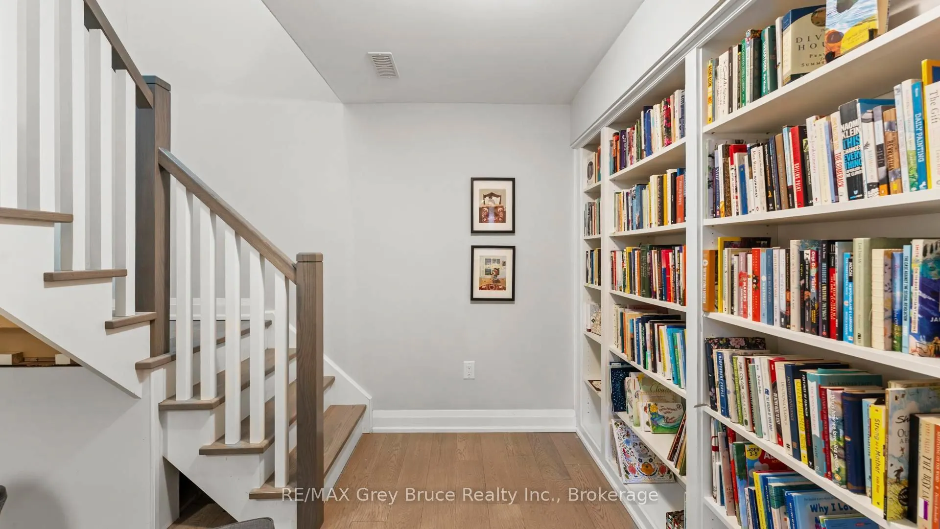 62 Chestnut Hill Crescent