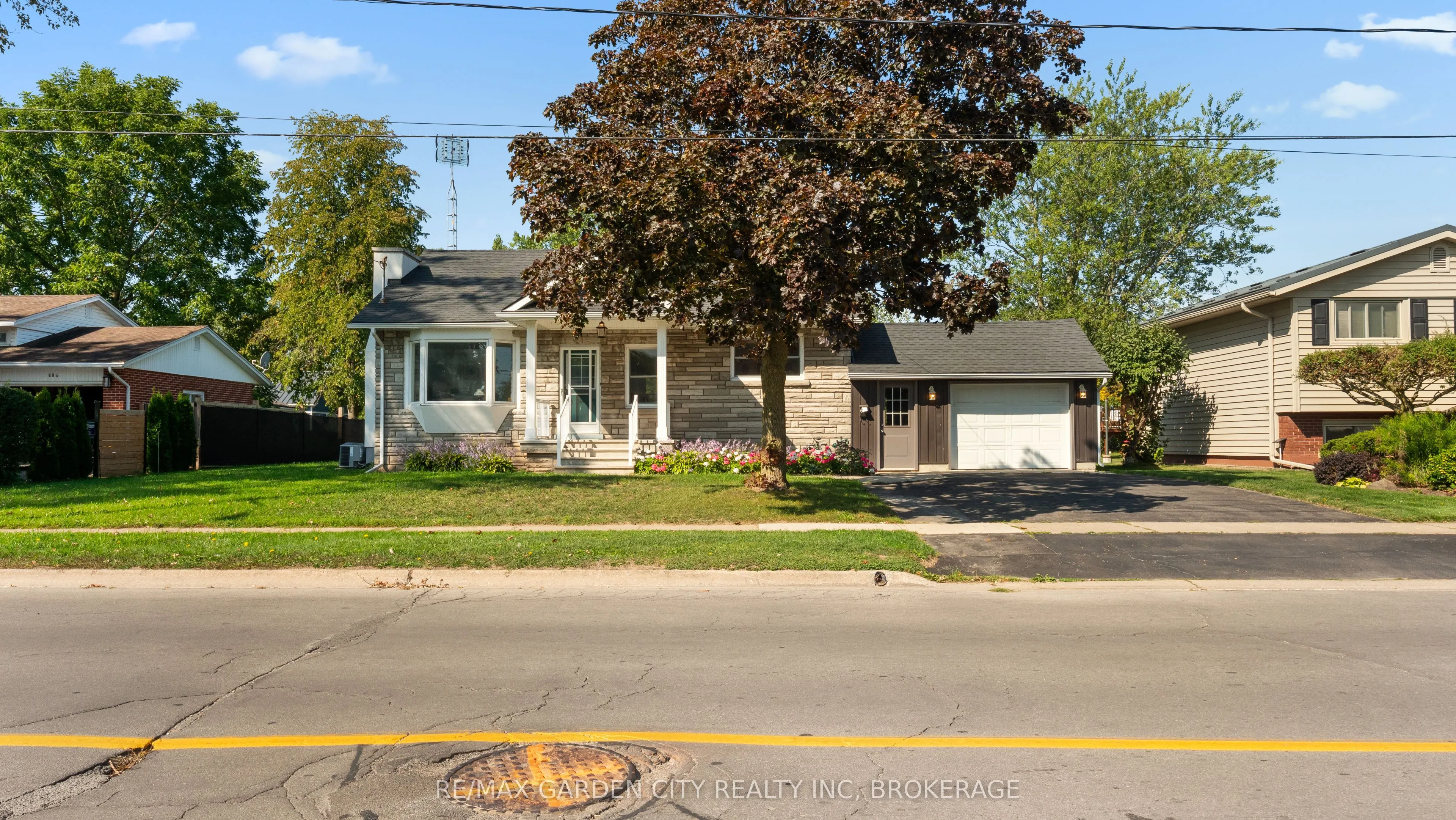 611 Clare Avenue