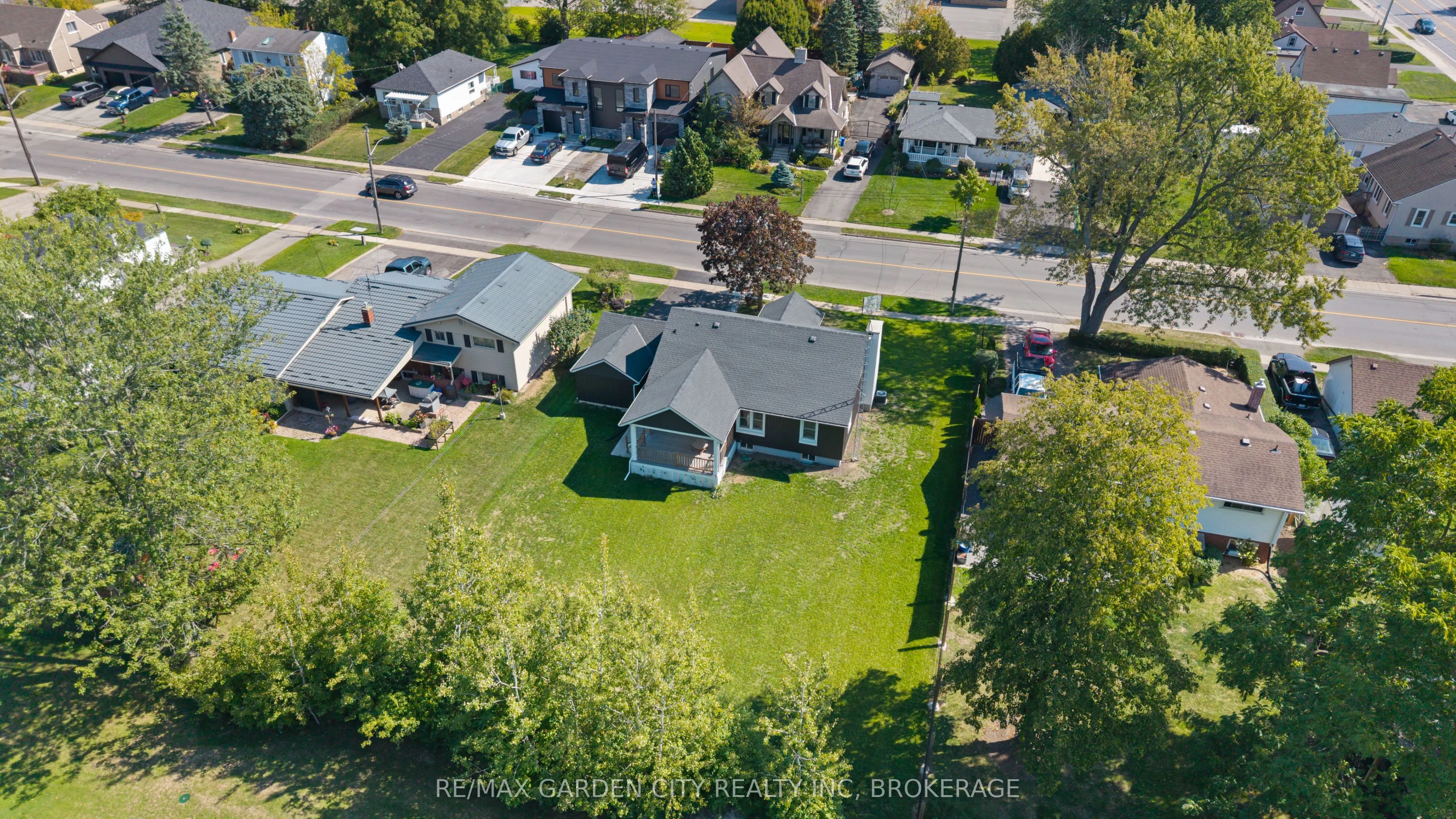 611 Clare Avenue