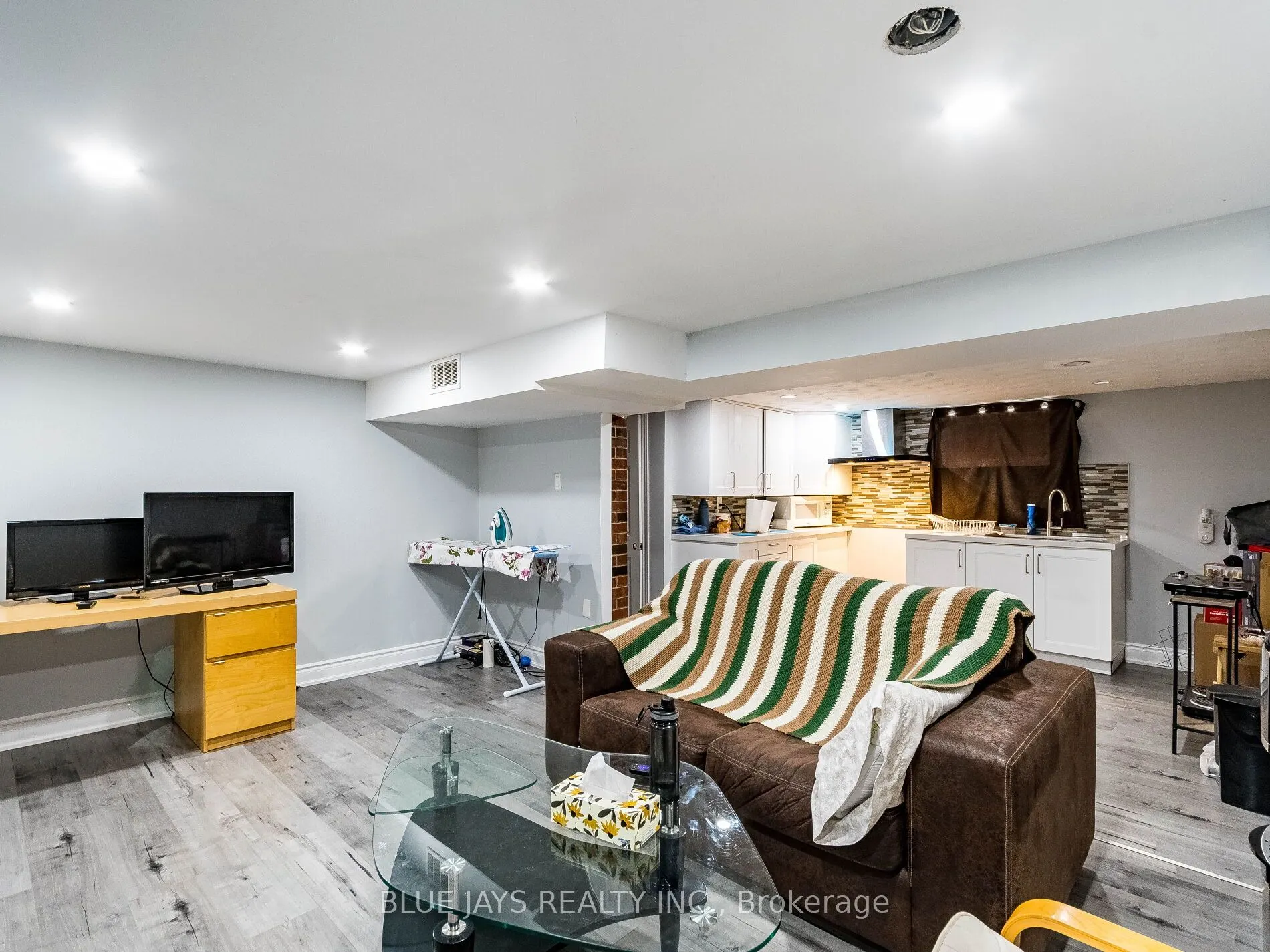 146 Craigroyston Road