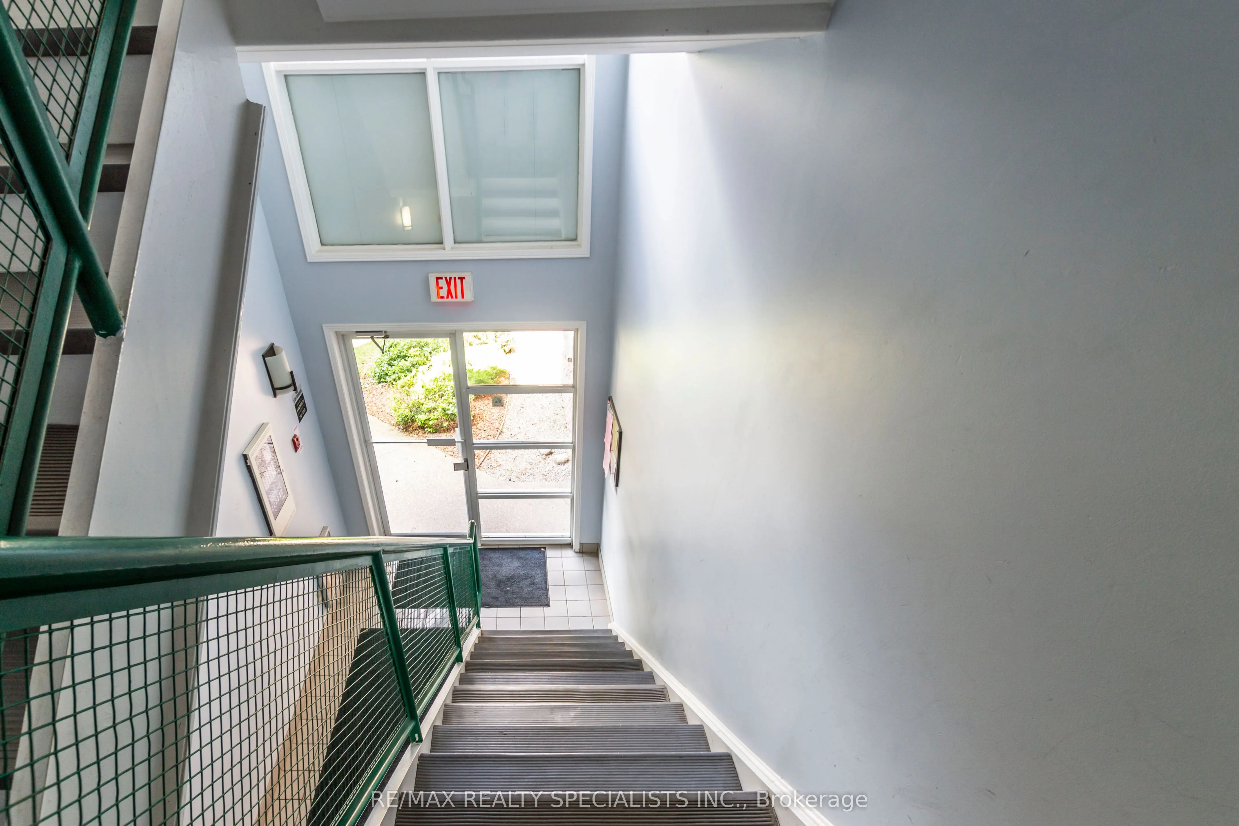 3085 Kingsway Drive, #52
