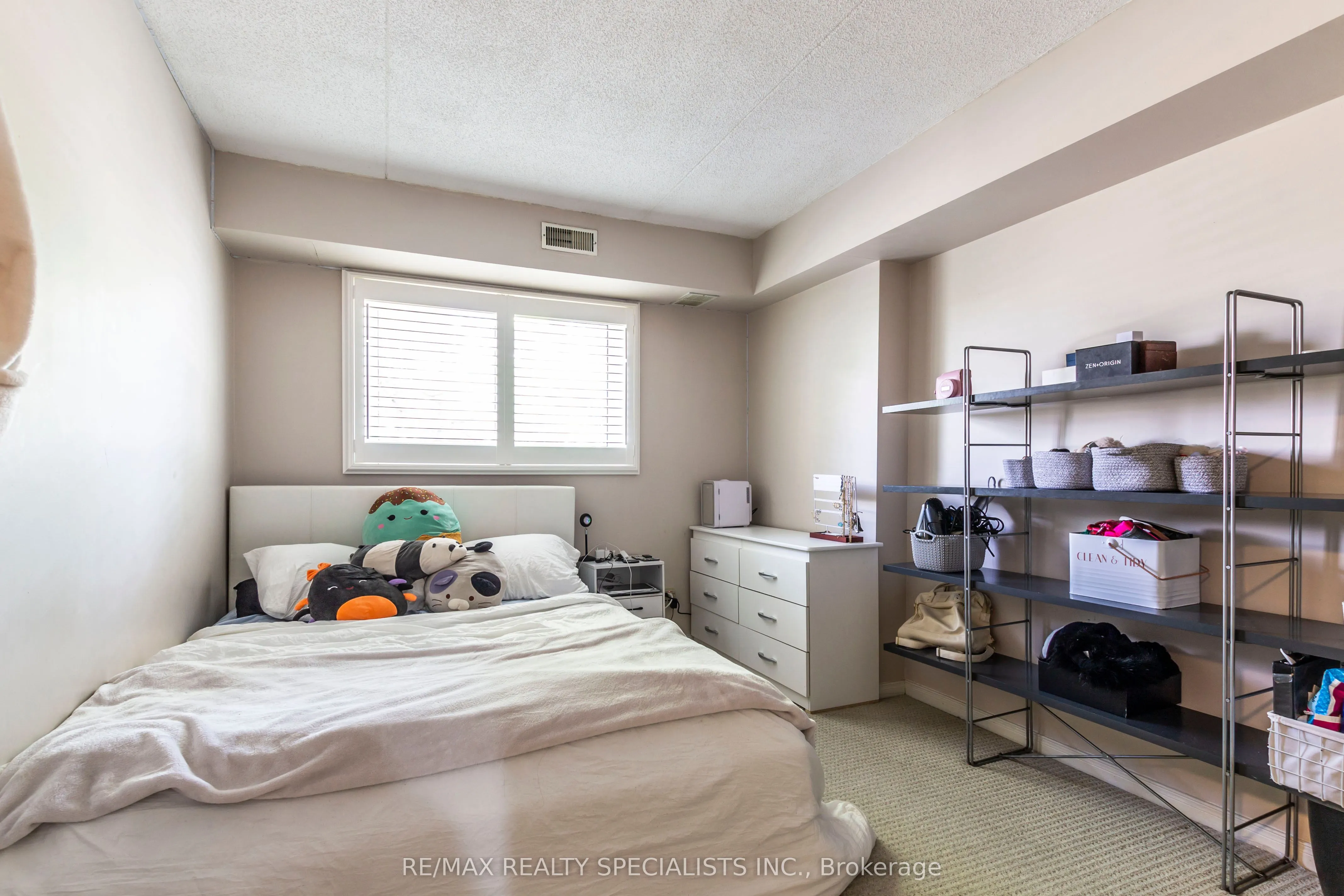 3085 Kingsway Drive, #52