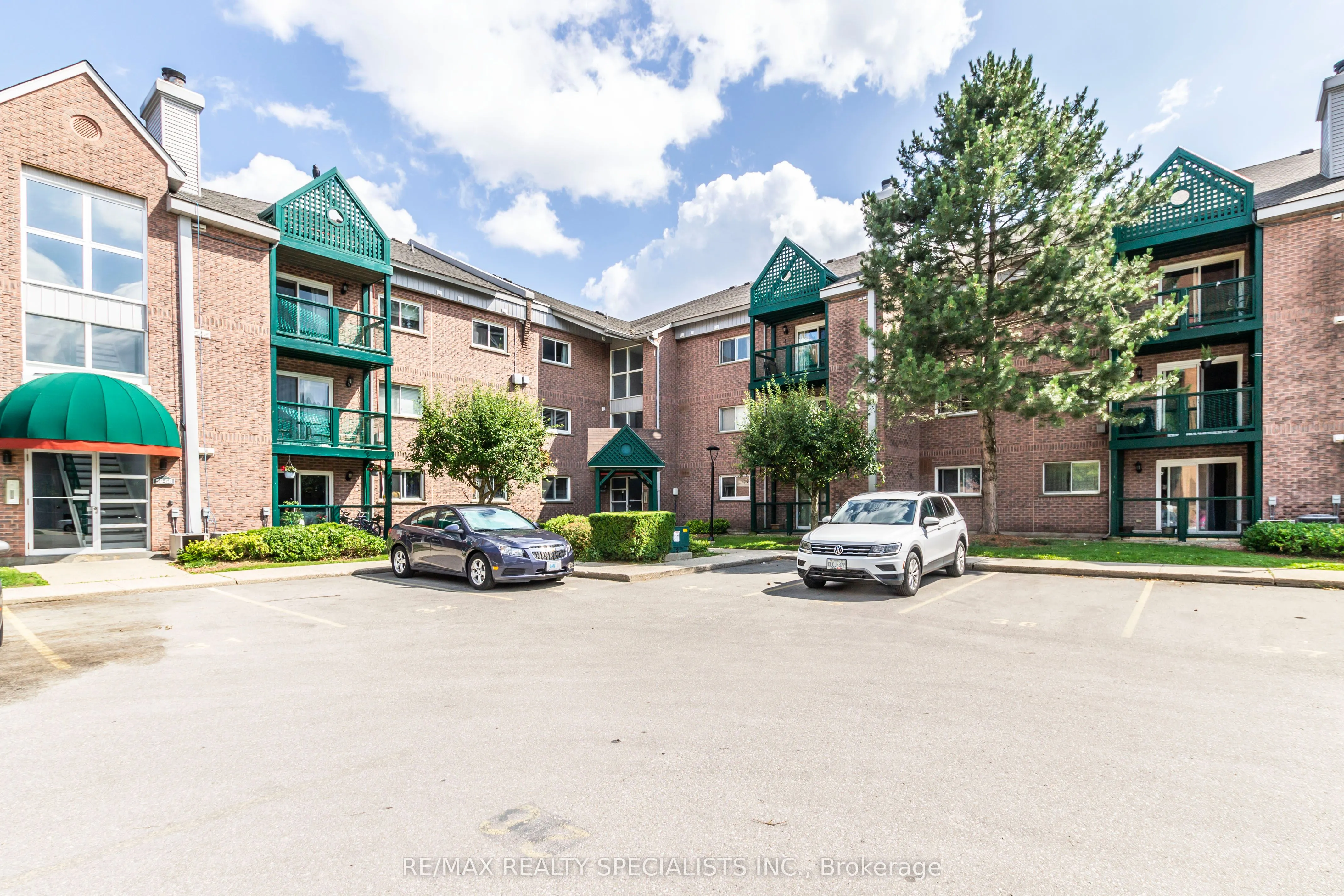 3085 Kingsway Drive, #52