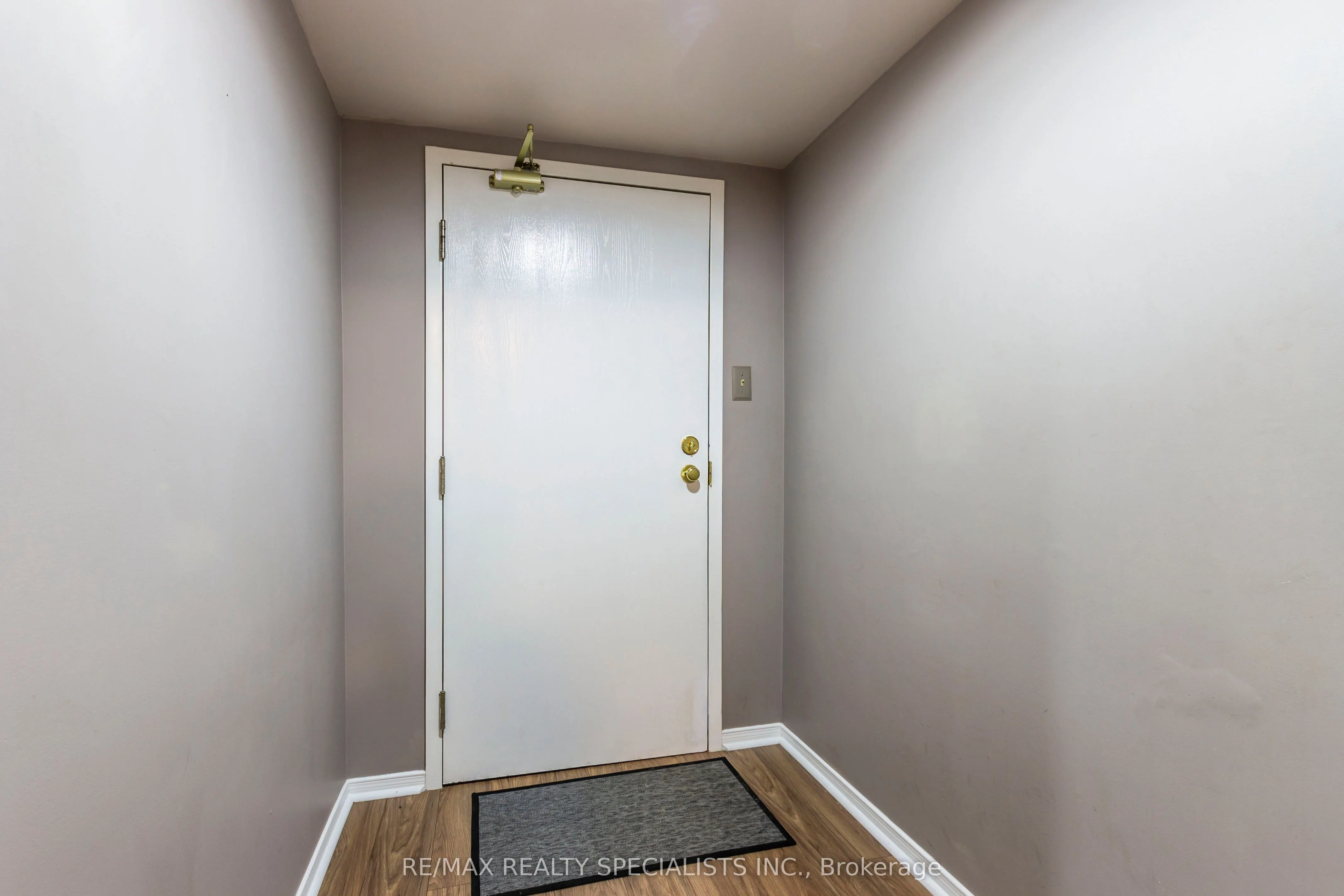 3085 Kingsway Drive, #52