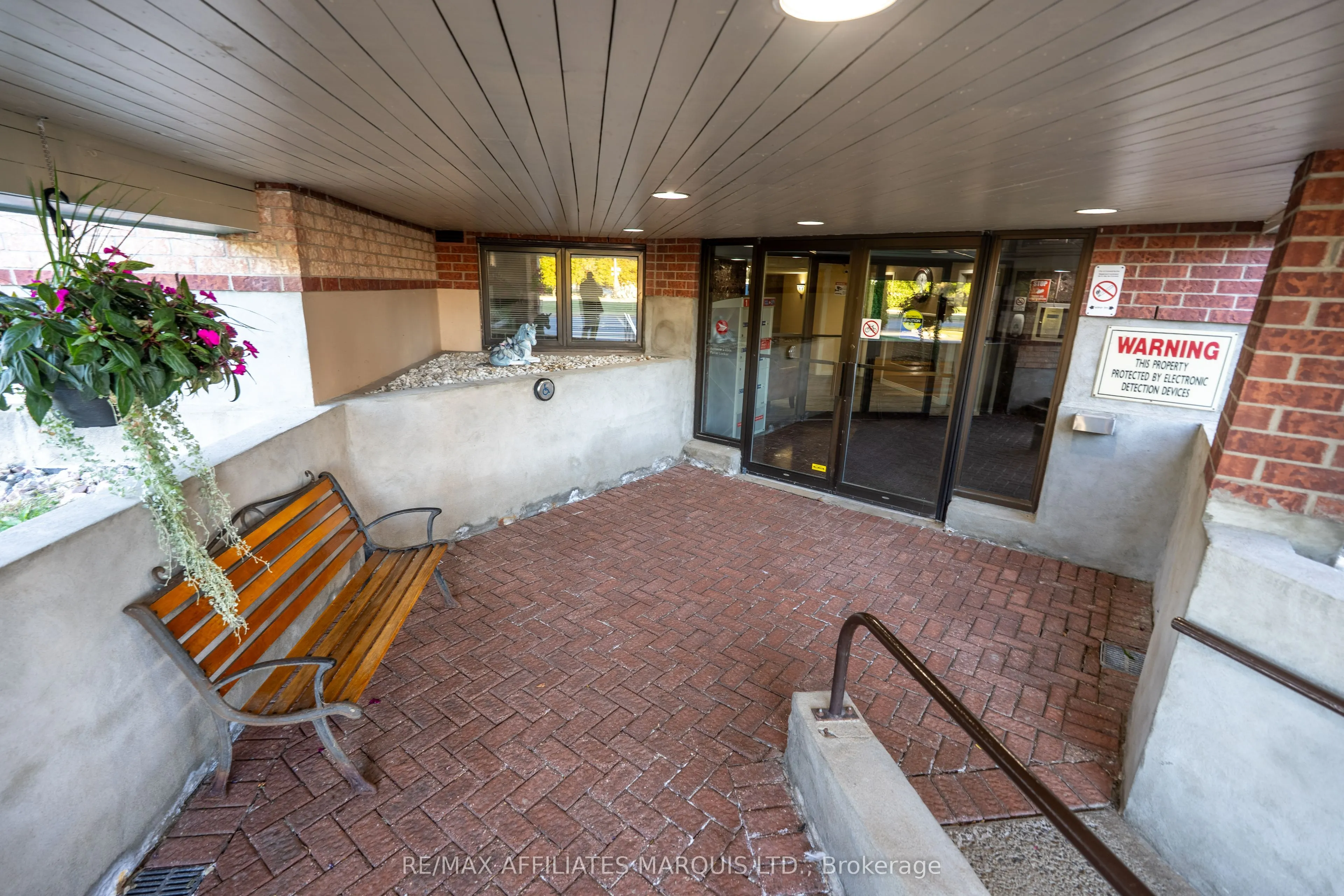 121 Water Street W, #304