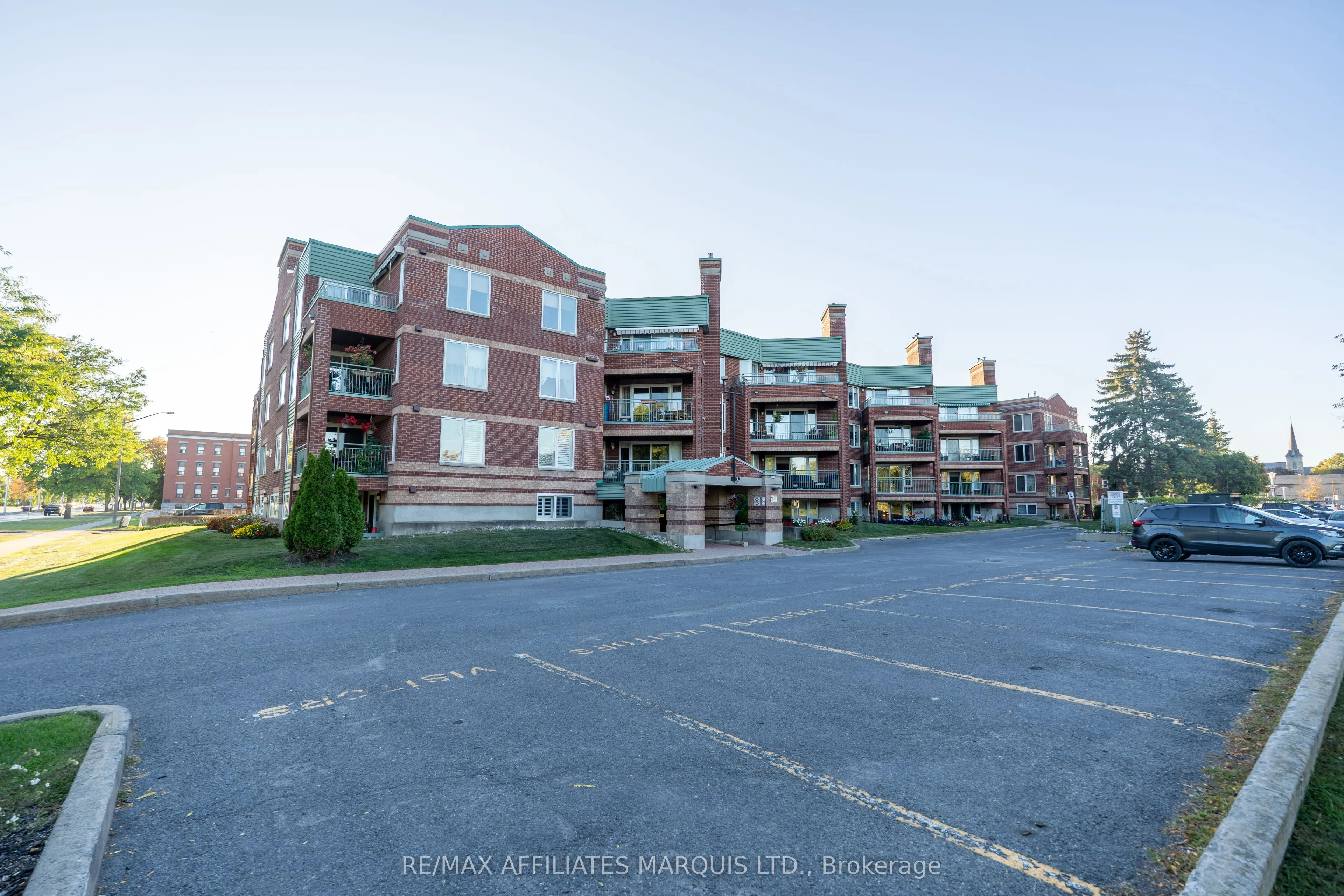 121 Water Street W, #304