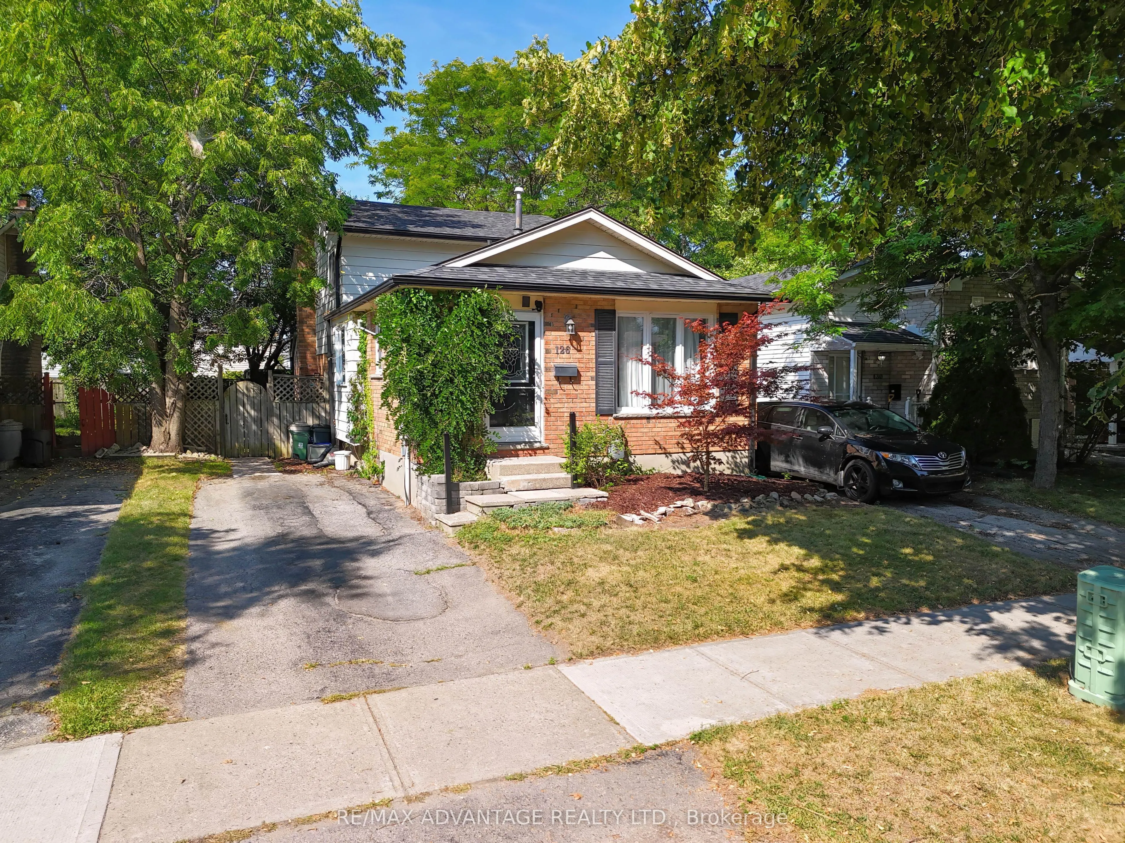 126 Olympic Crescent