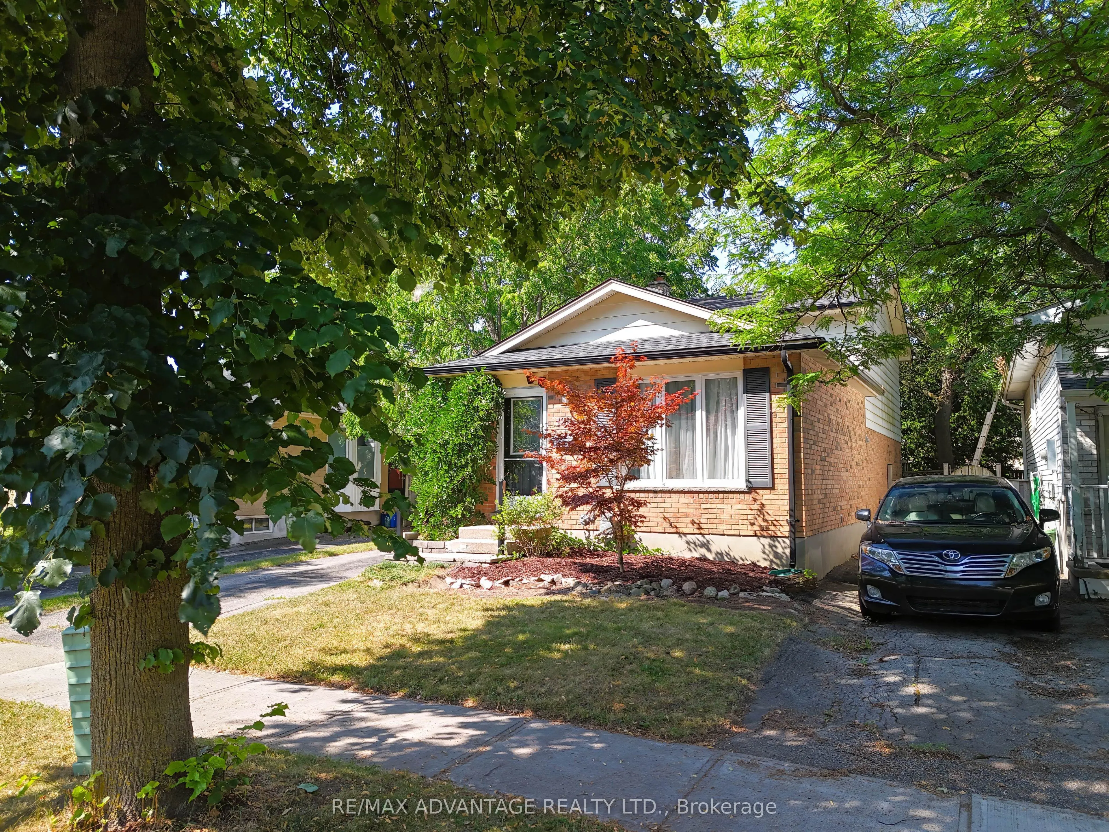 126 Olympic Crescent