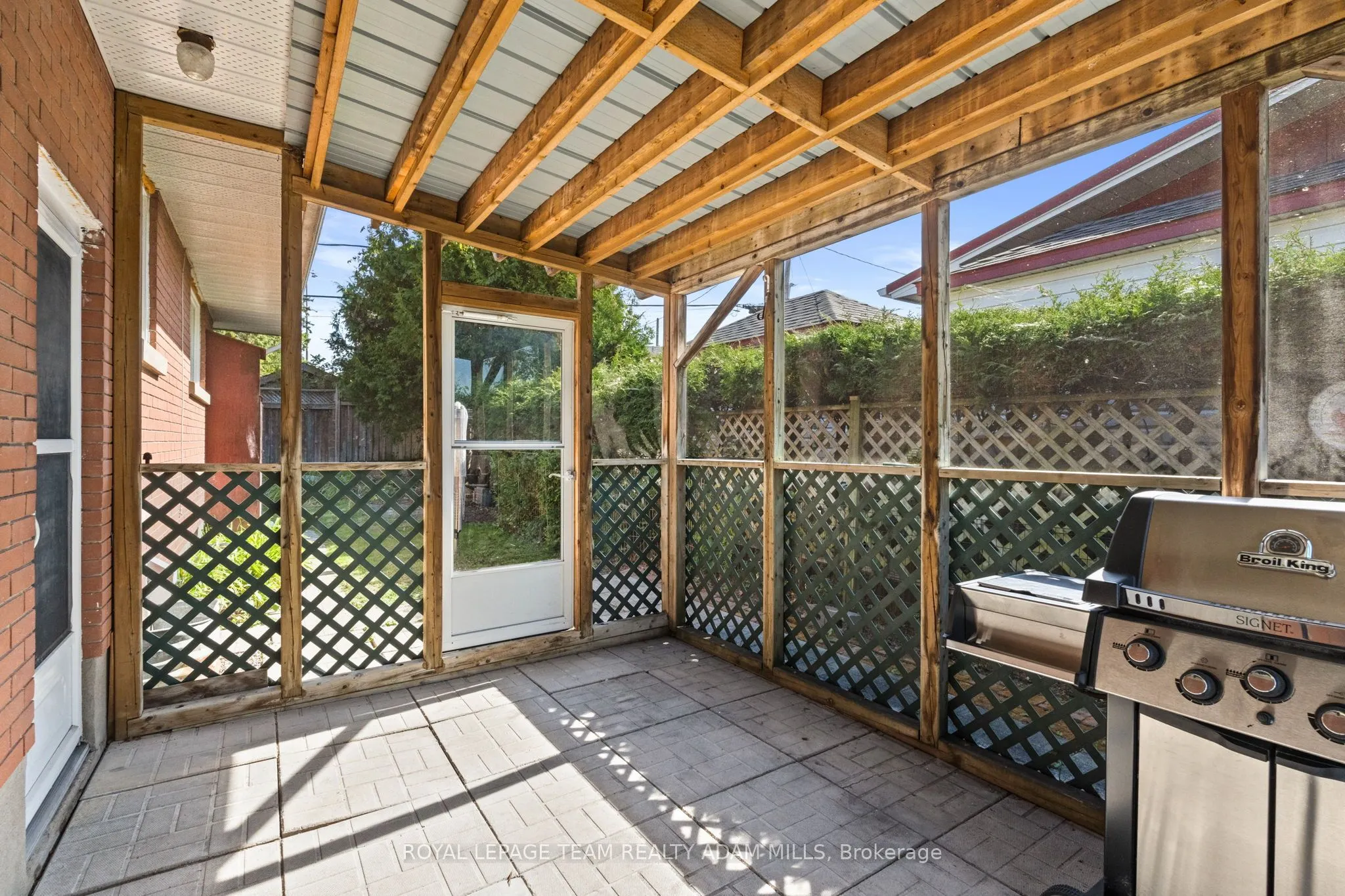 3 Domus Crescent