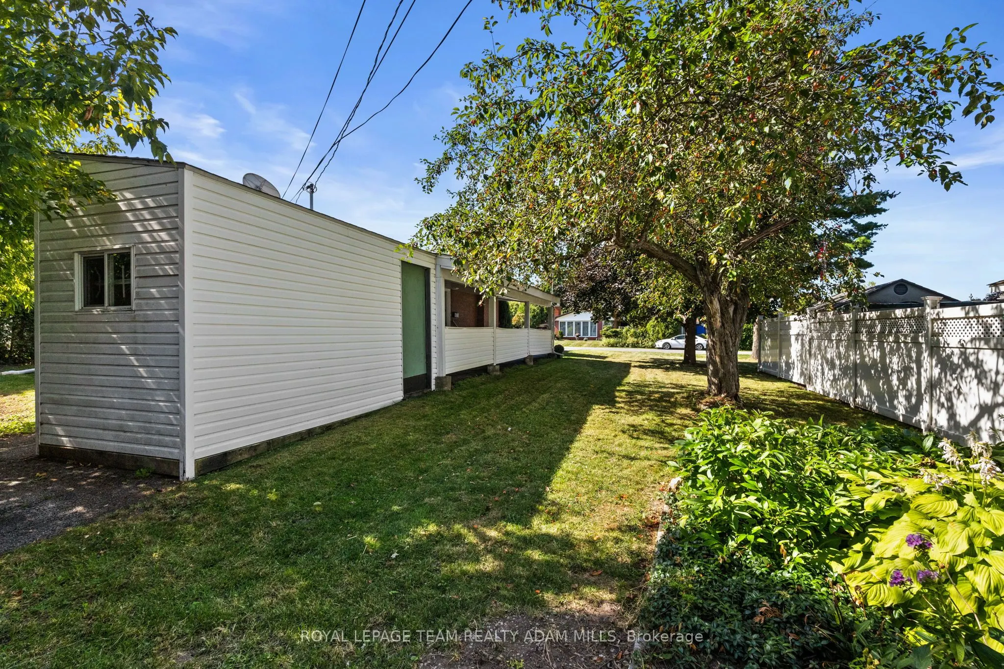 3 Domus Crescent