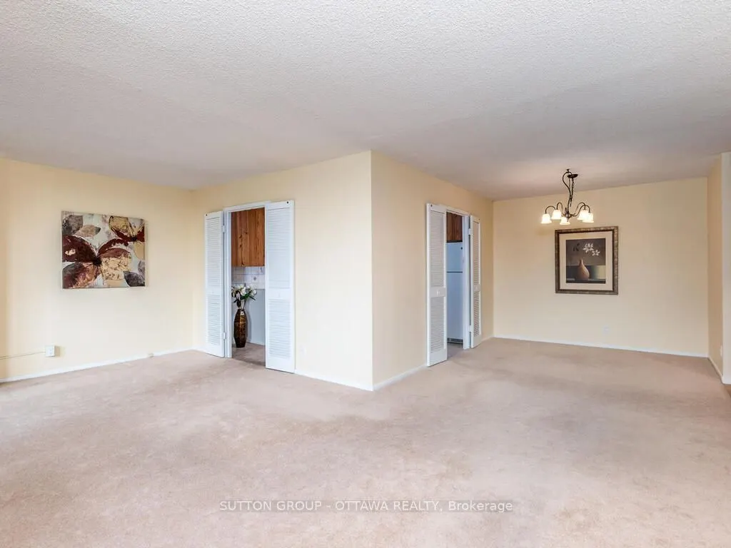 2951 Riverside Drive, #203