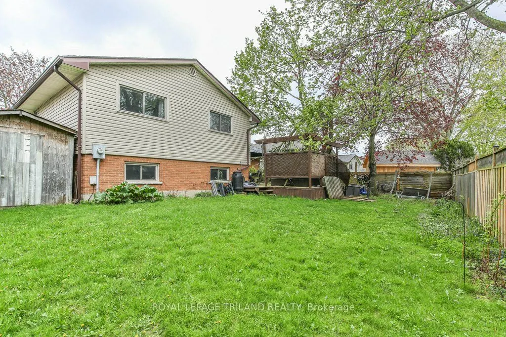 41 FOX MILL Court