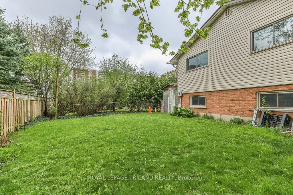 41 FOX MILL Court