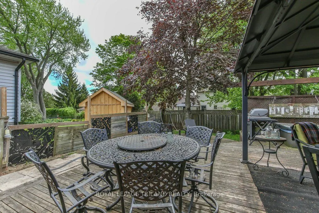 41 FOX MILL Court