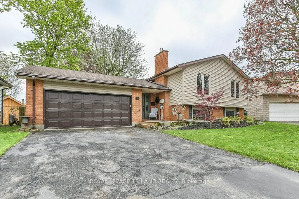 41 FOX MILL Court