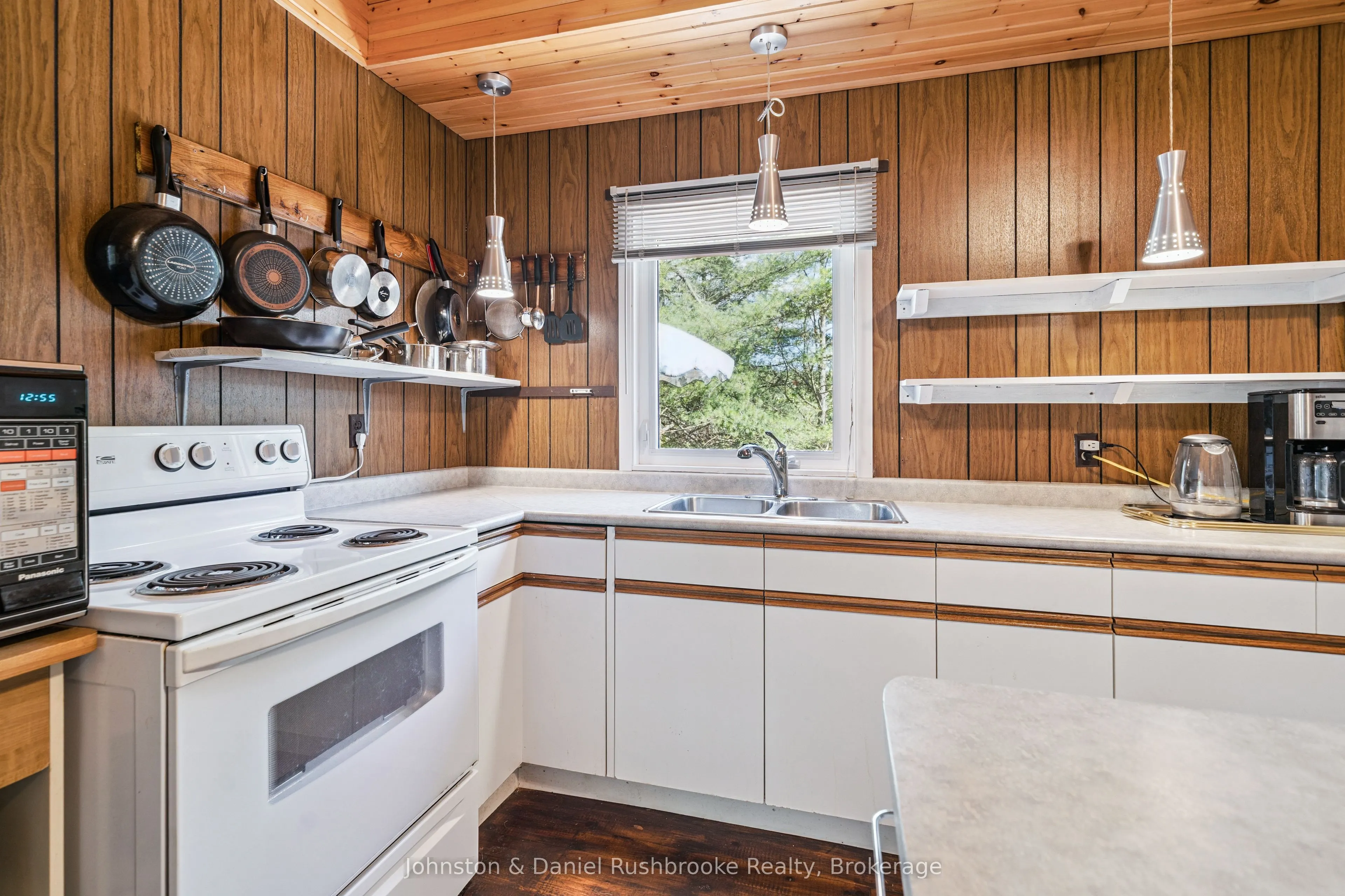 148 Smooth Rock Road