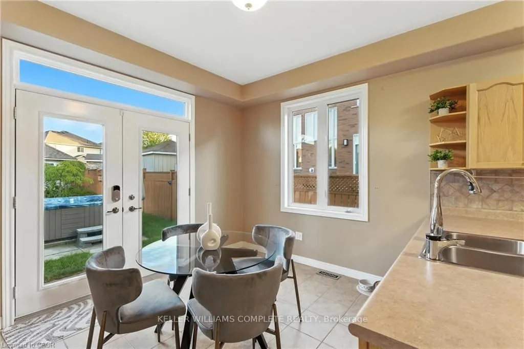 114 ARMOUR Crescent
