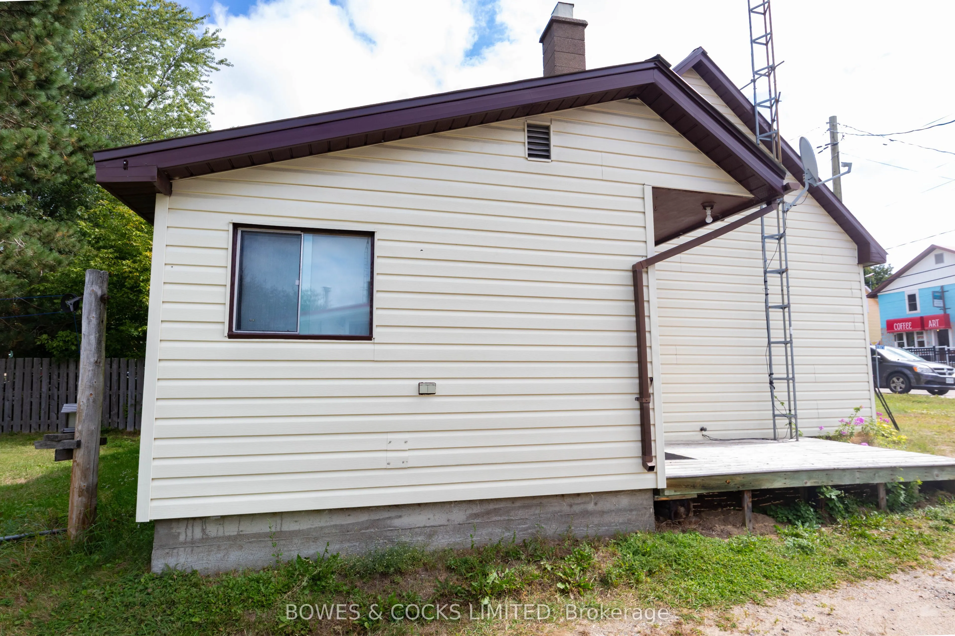 33023 Highway 62