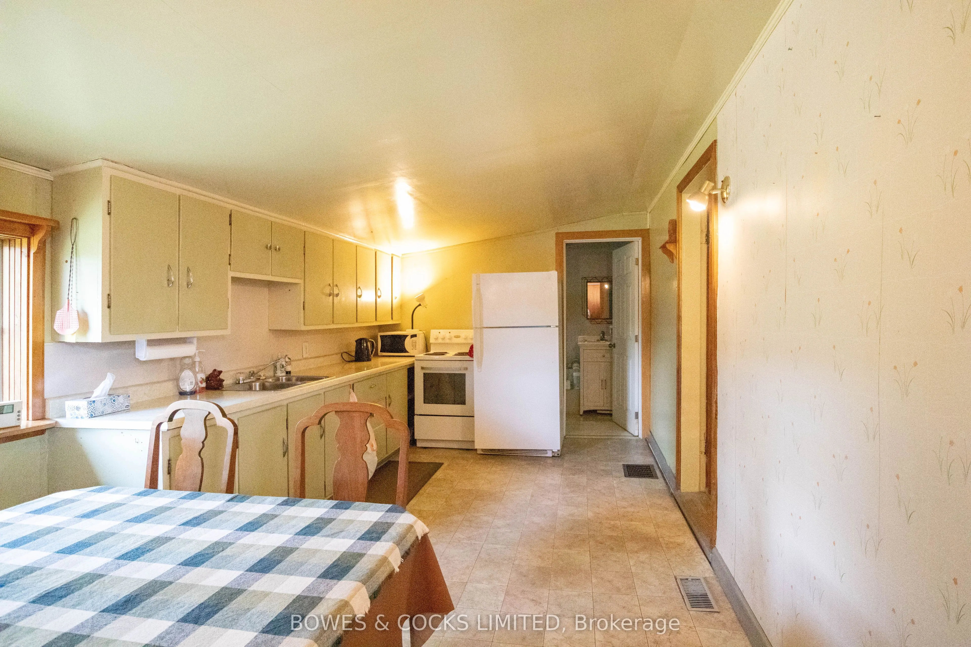 33023 Highway 62