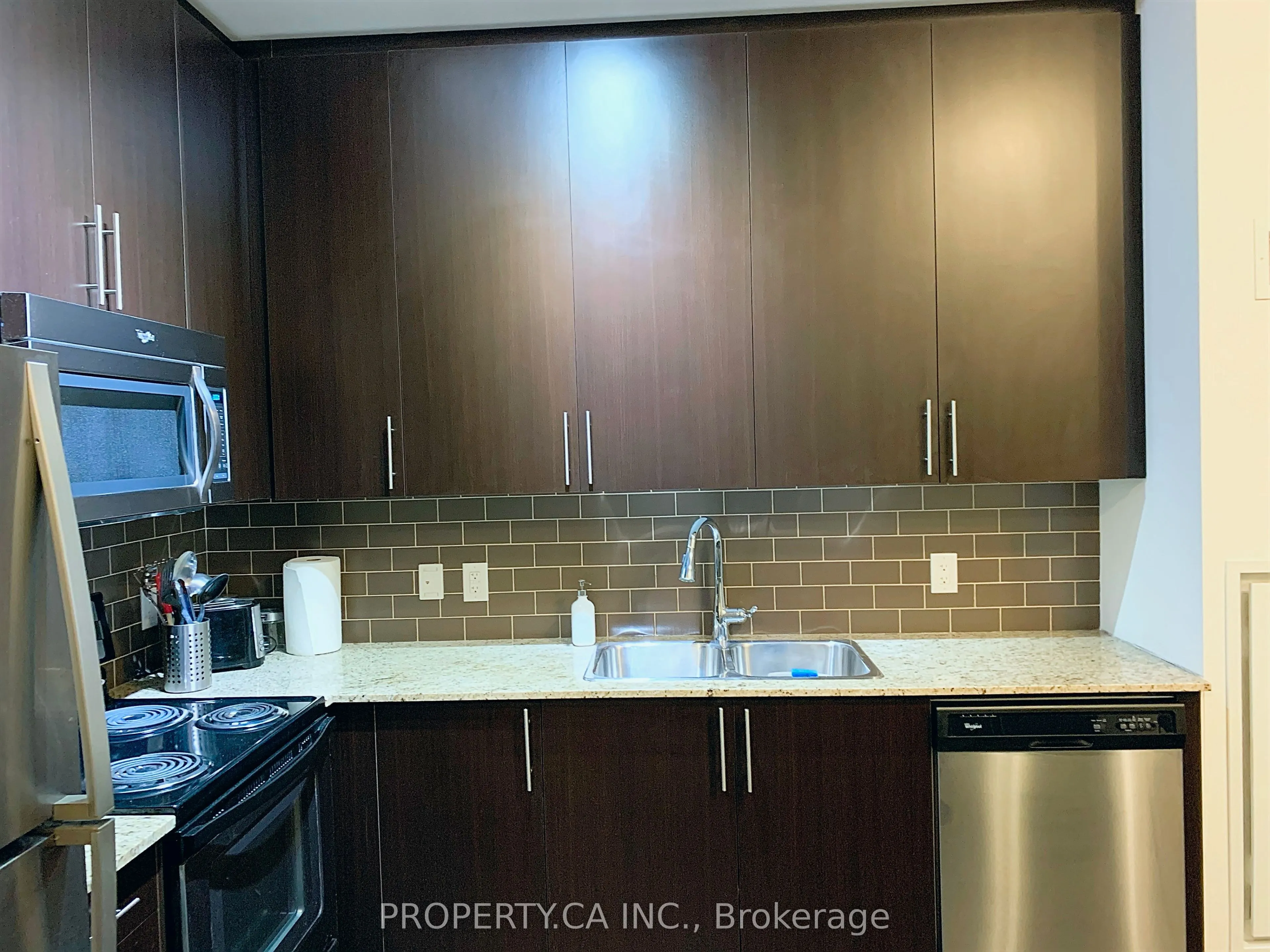 85 Duke Street W, #109
