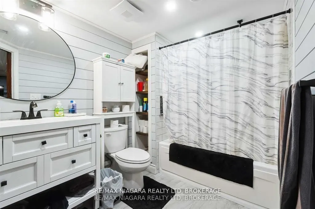 6579 Crawford Street