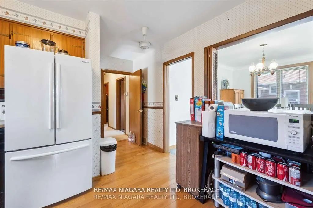 6579 Crawford Street