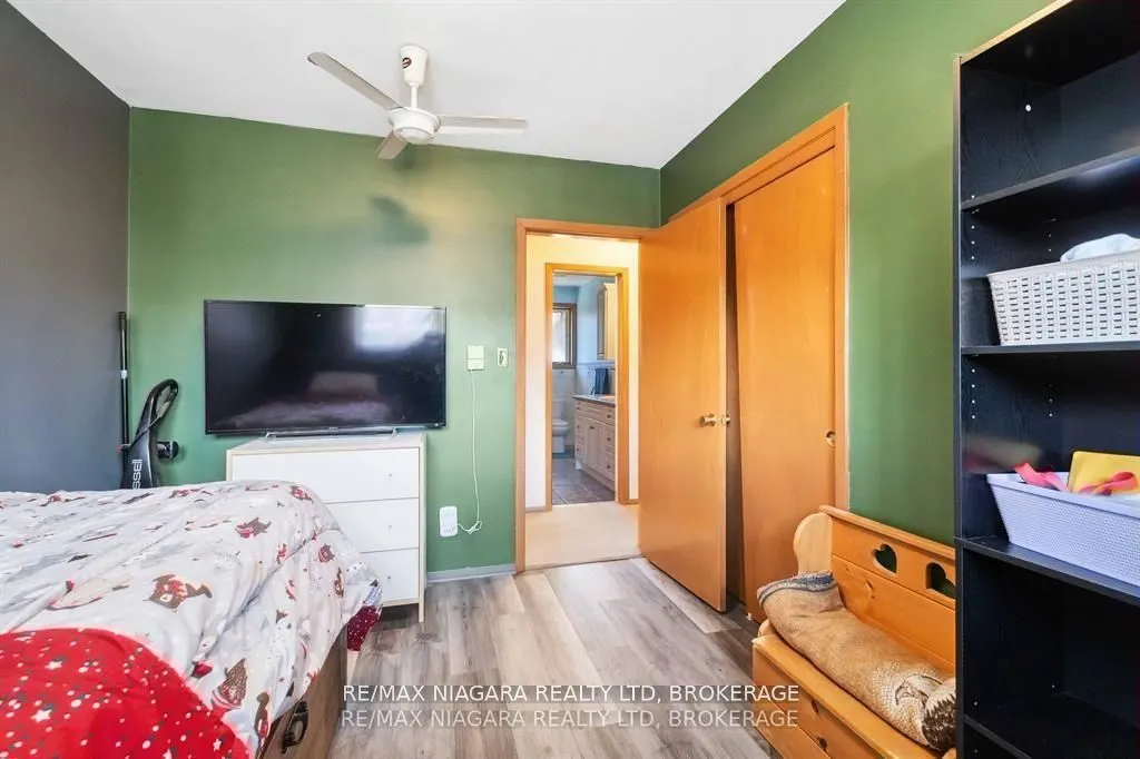 6579 Crawford Street