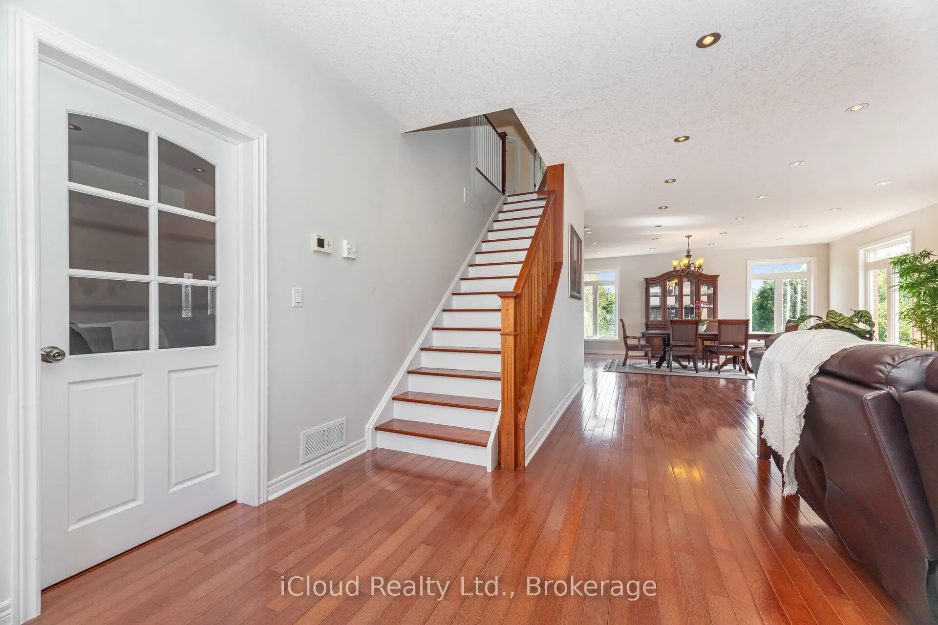 346195 15th Side Road