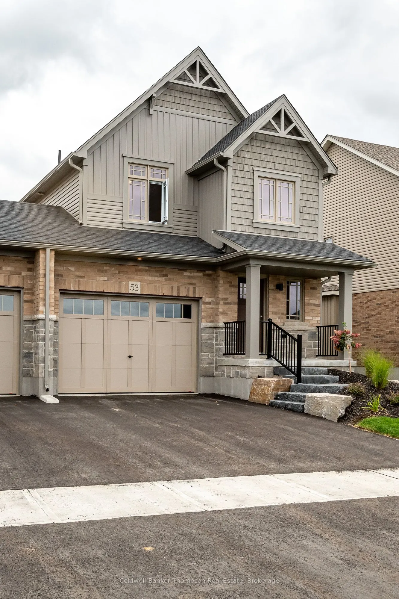 53 Charles Morley Boulevard