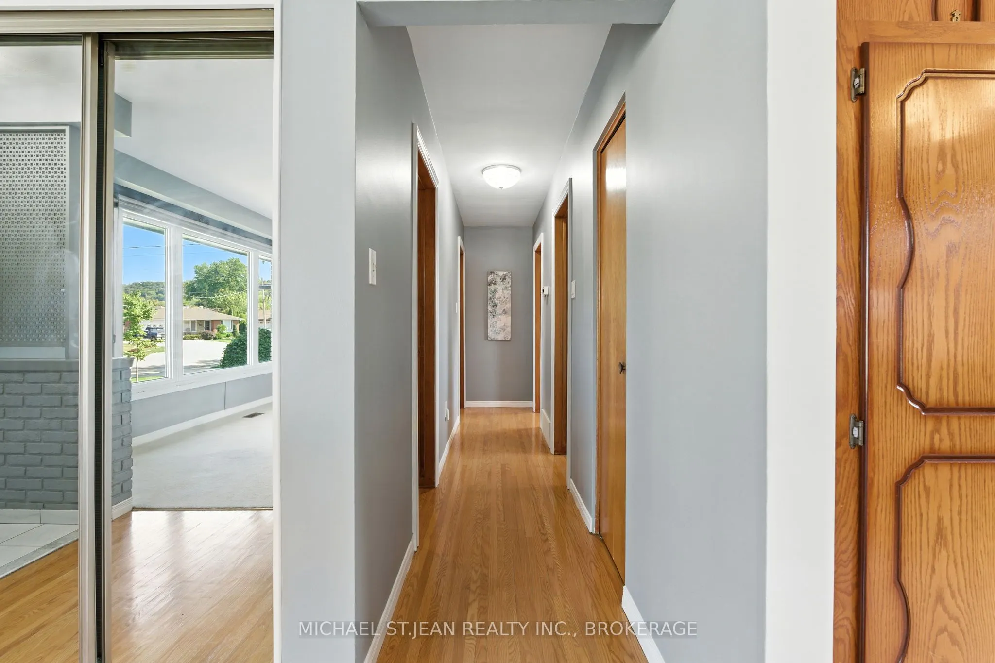 10 Rose Crescent