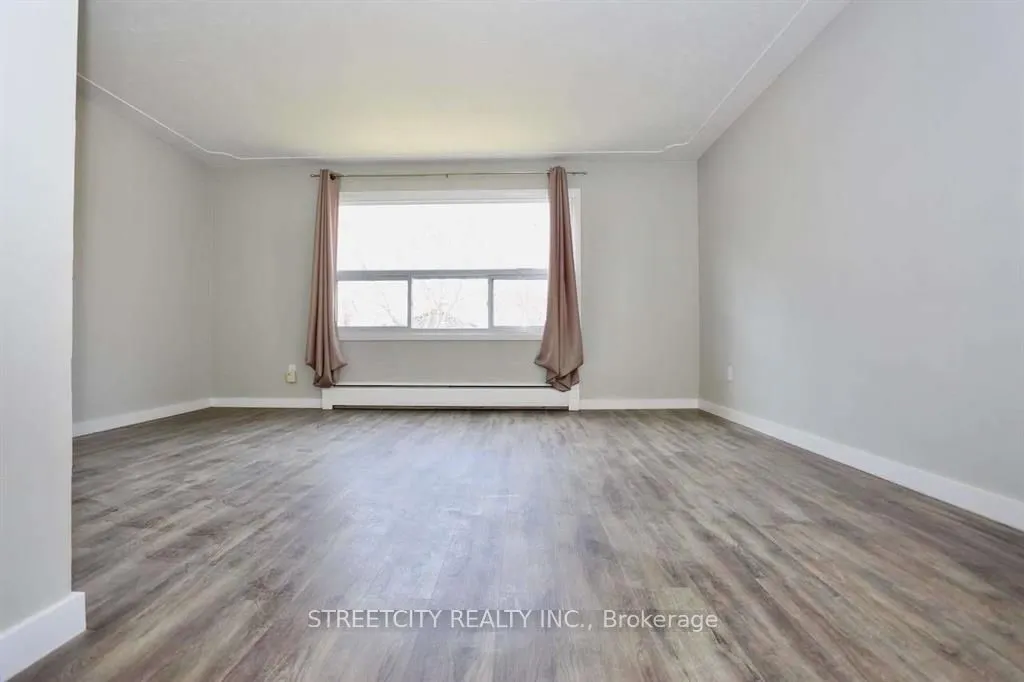 394 Thiel Street, #3
