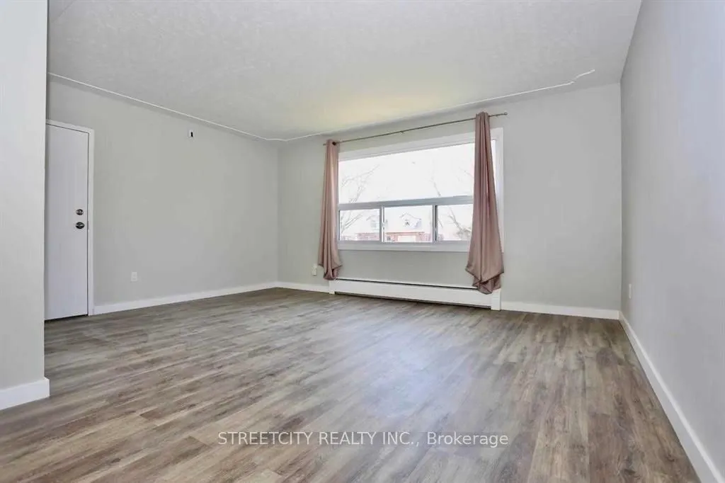 394 Thiel Street, #3