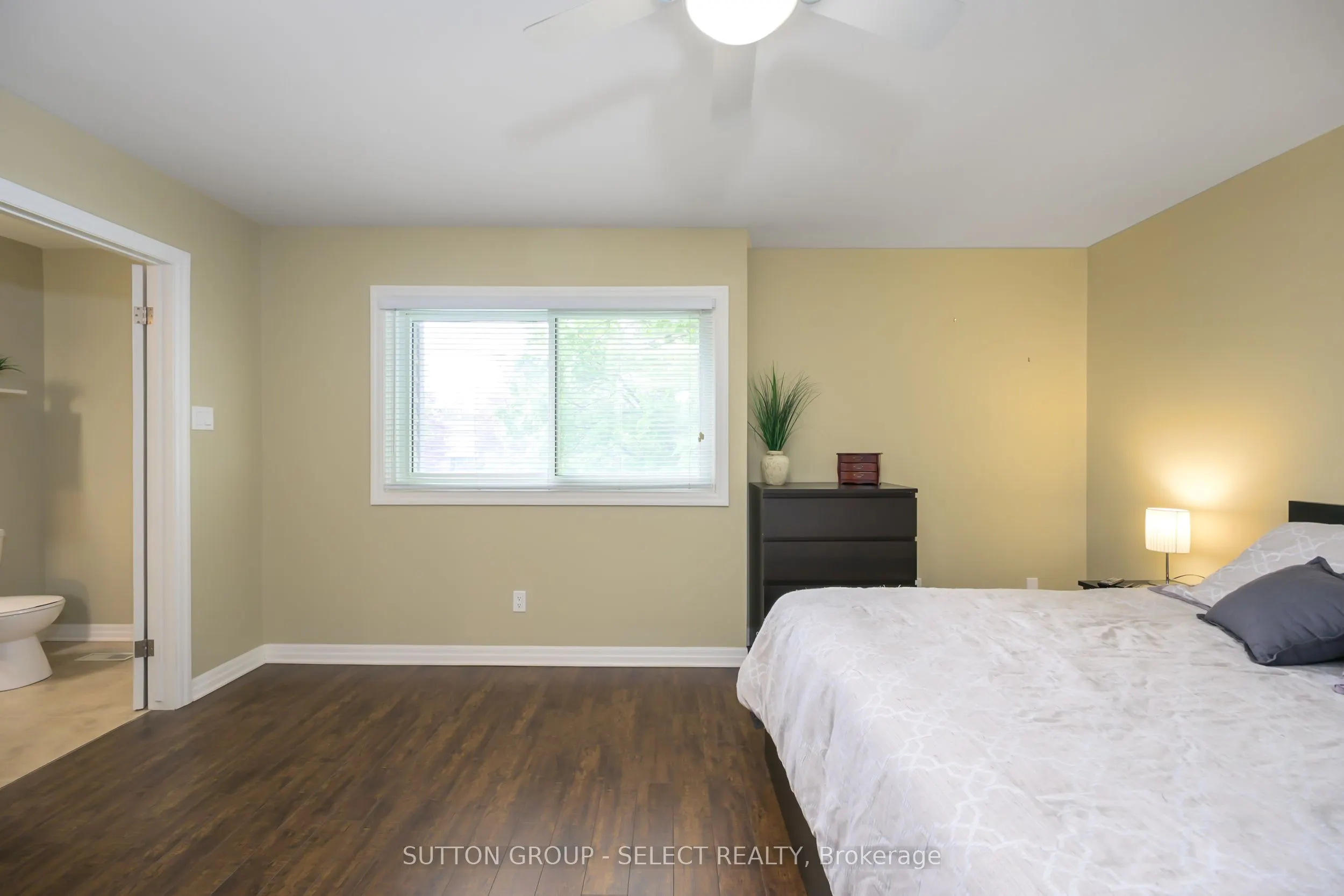 716 Fanshawe Park Road E, #4
