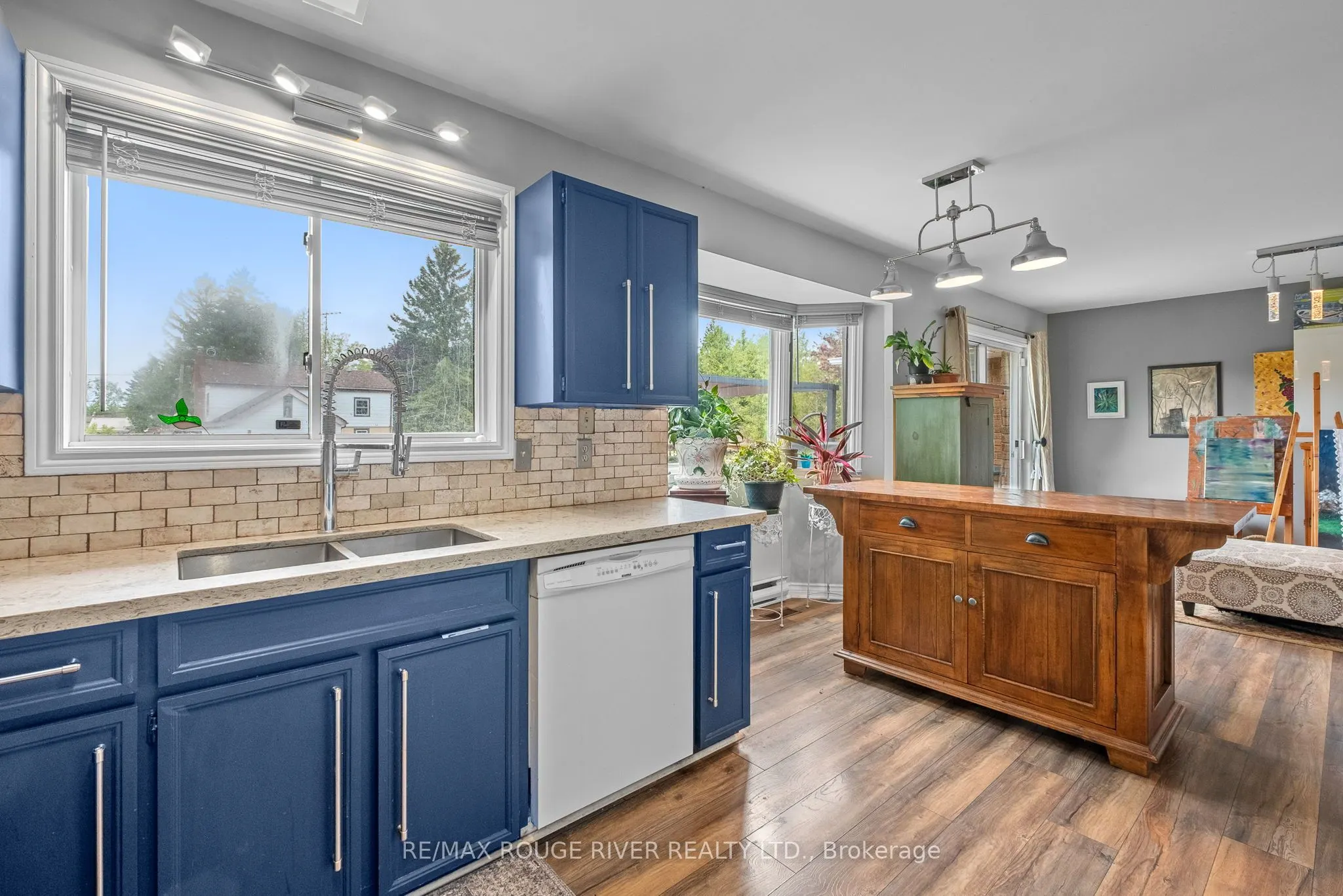 8 Brintnell Boulevard