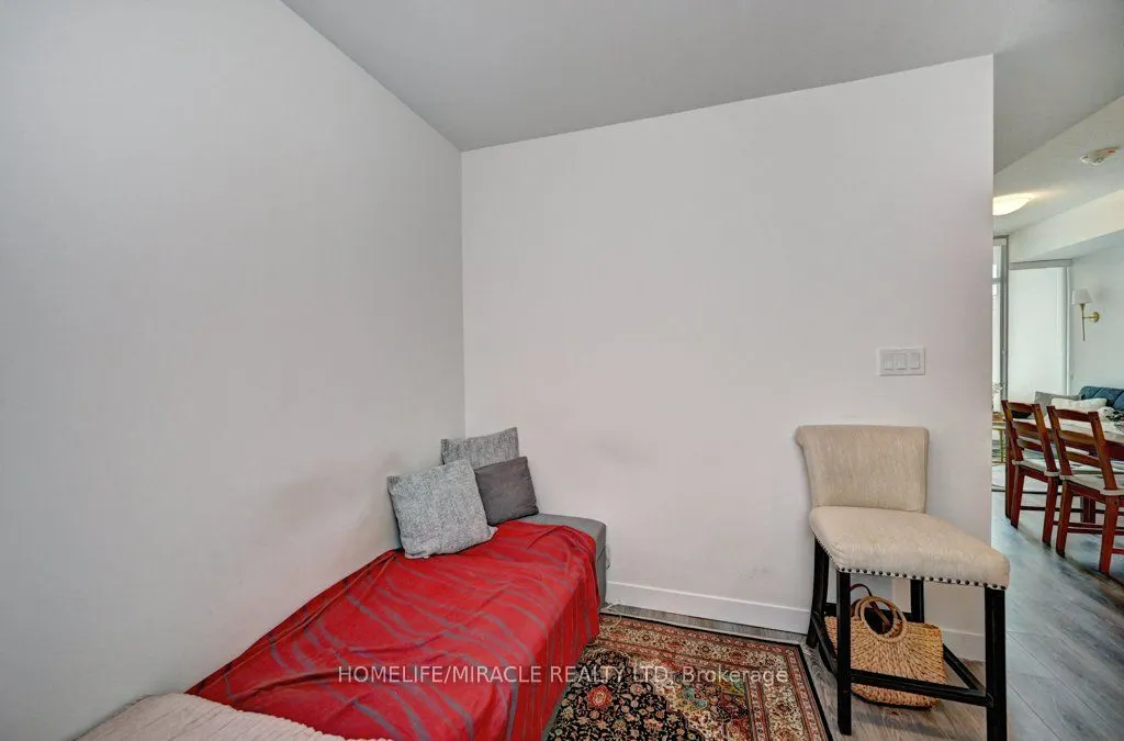60 Frederick Street, #1213