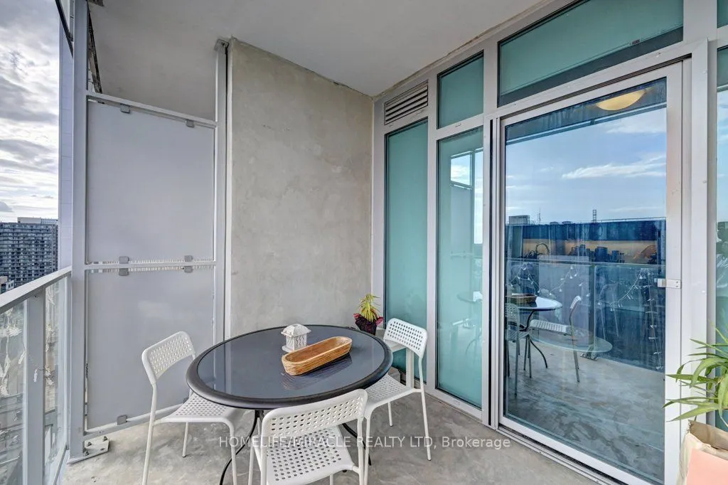 60 Frederick Street, #1213