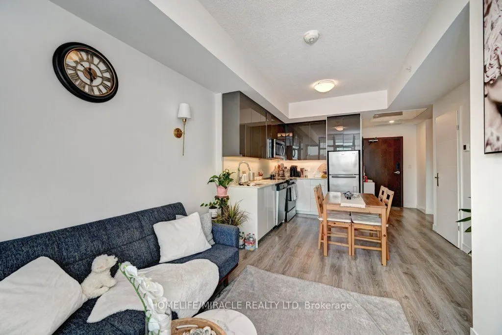 60 Frederick Street, #1213