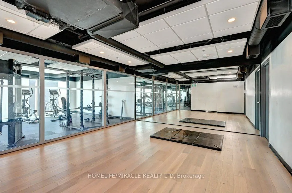 60 Frederick Street, #1213