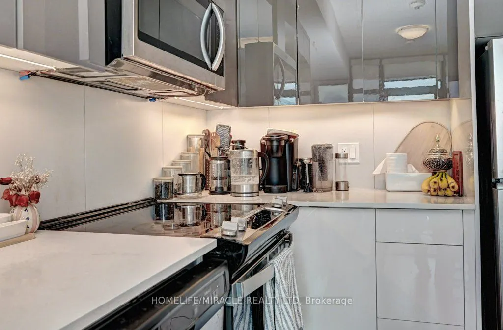 60 Frederick Street, #1213