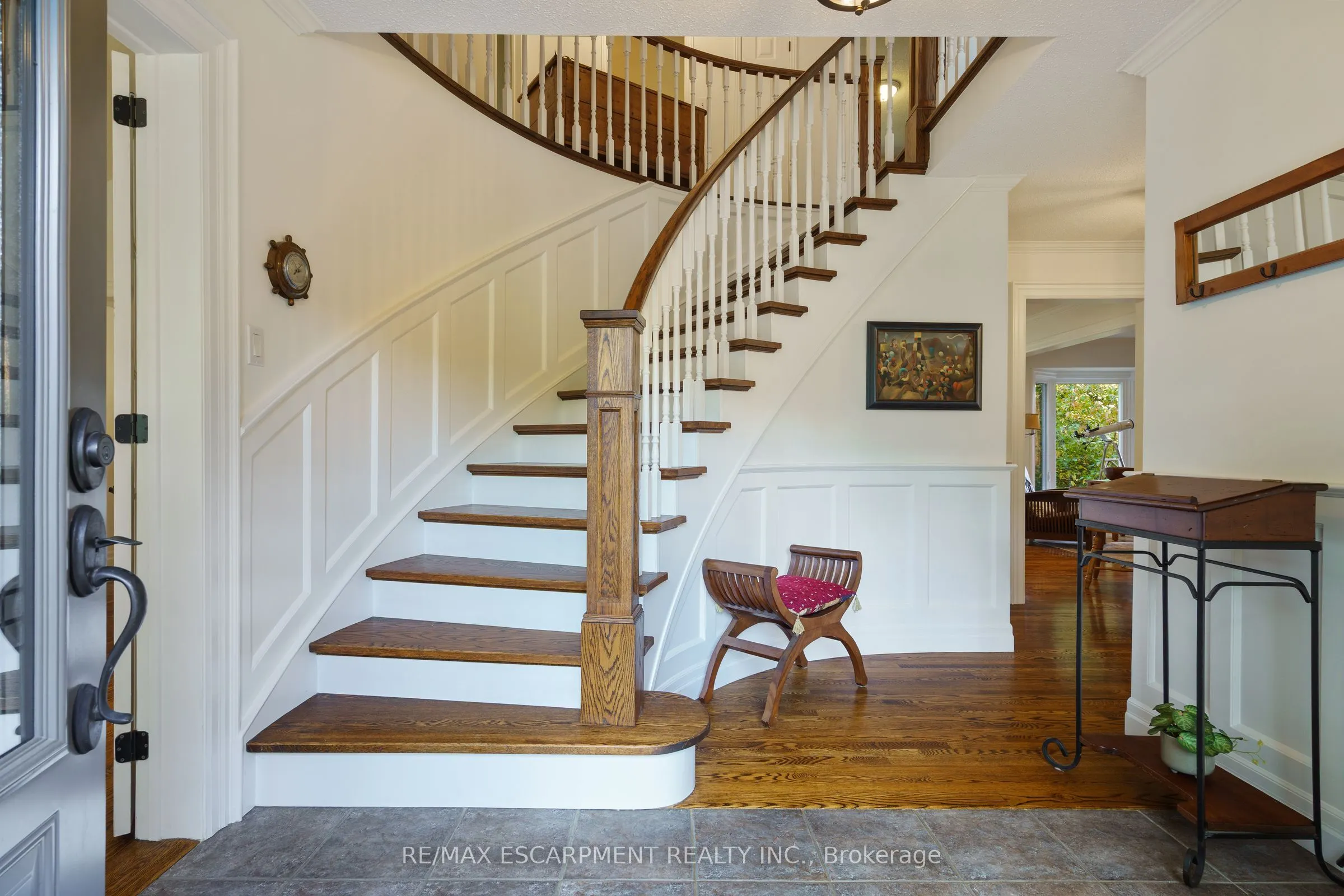 3 Maplehurst Ridge