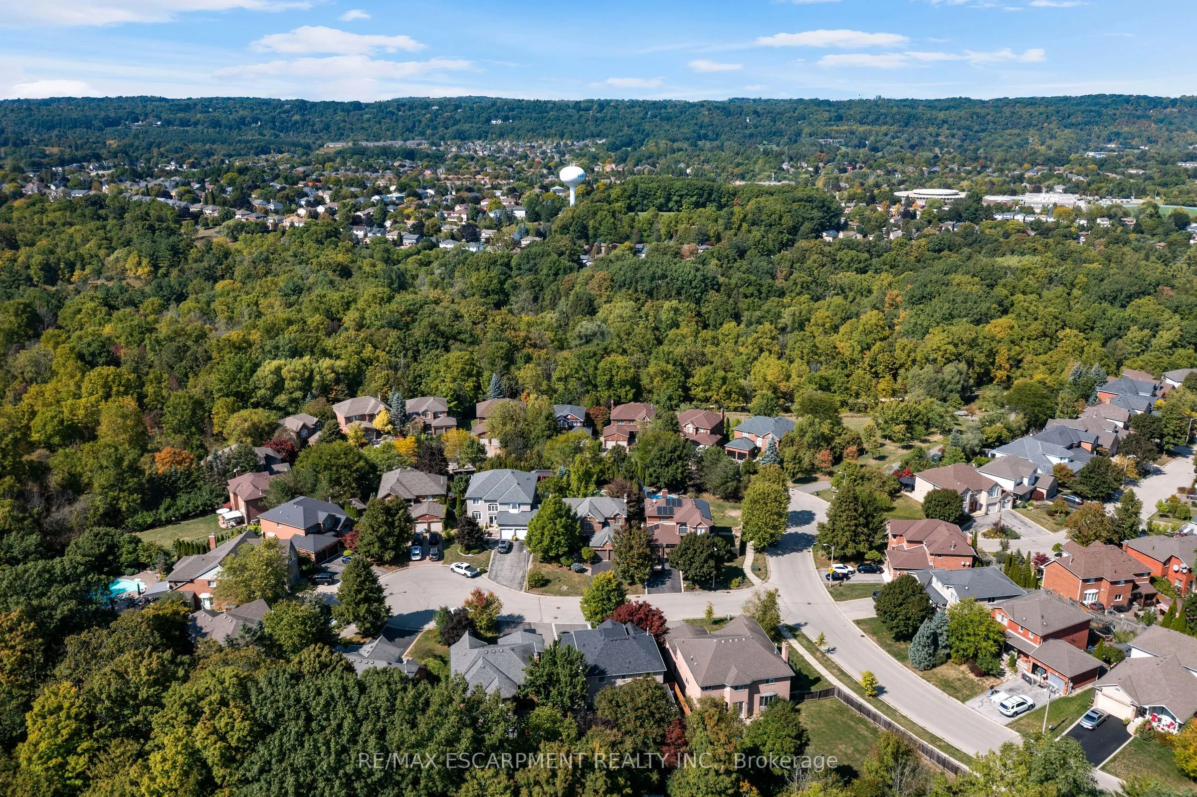 3 Maplehurst Ridge