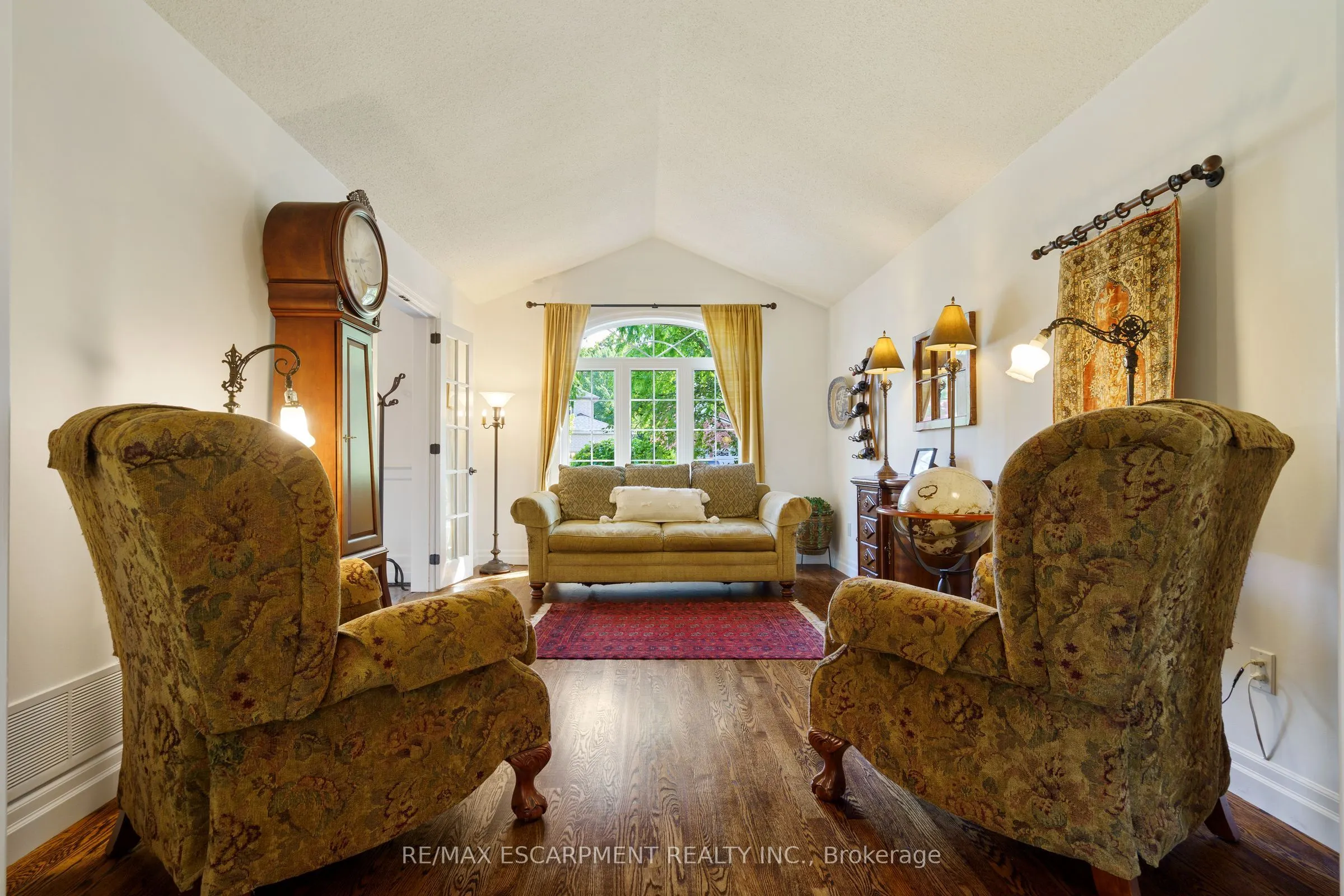 3 Maplehurst Ridge